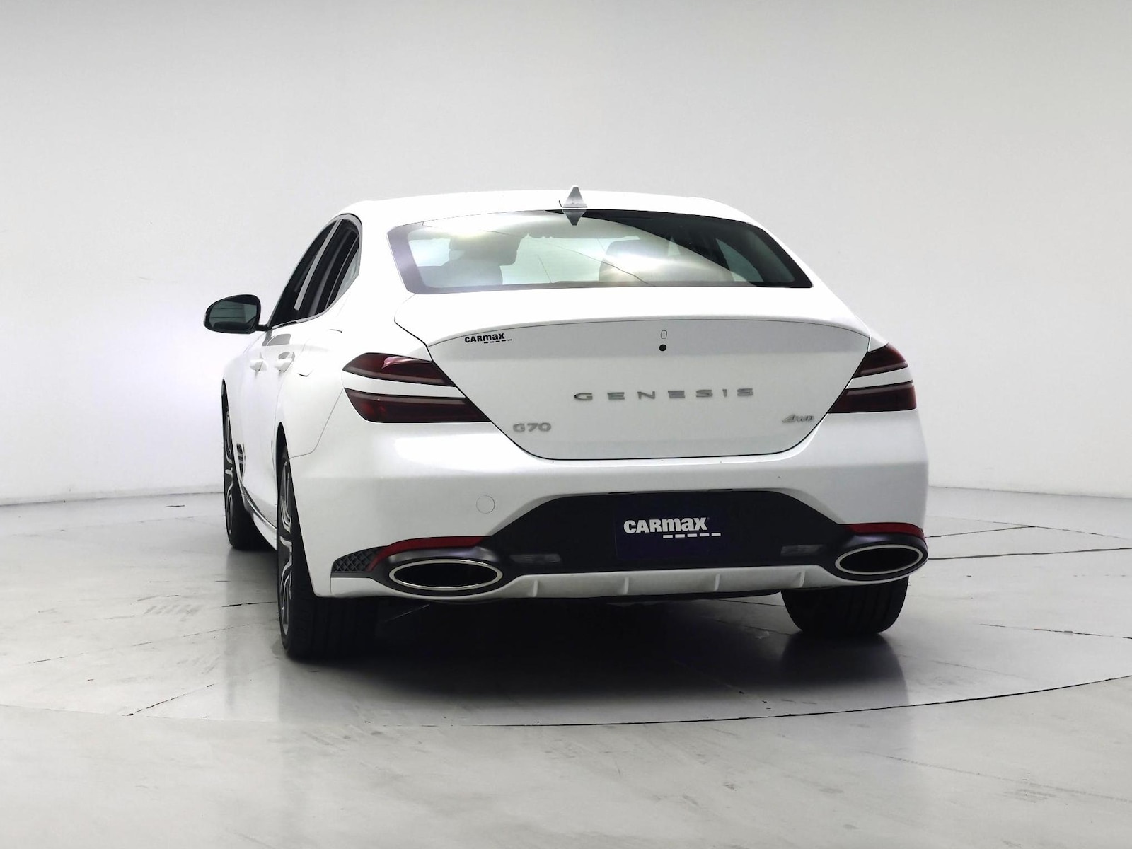 2026 GENESIS G70 Standard - Photo 7
