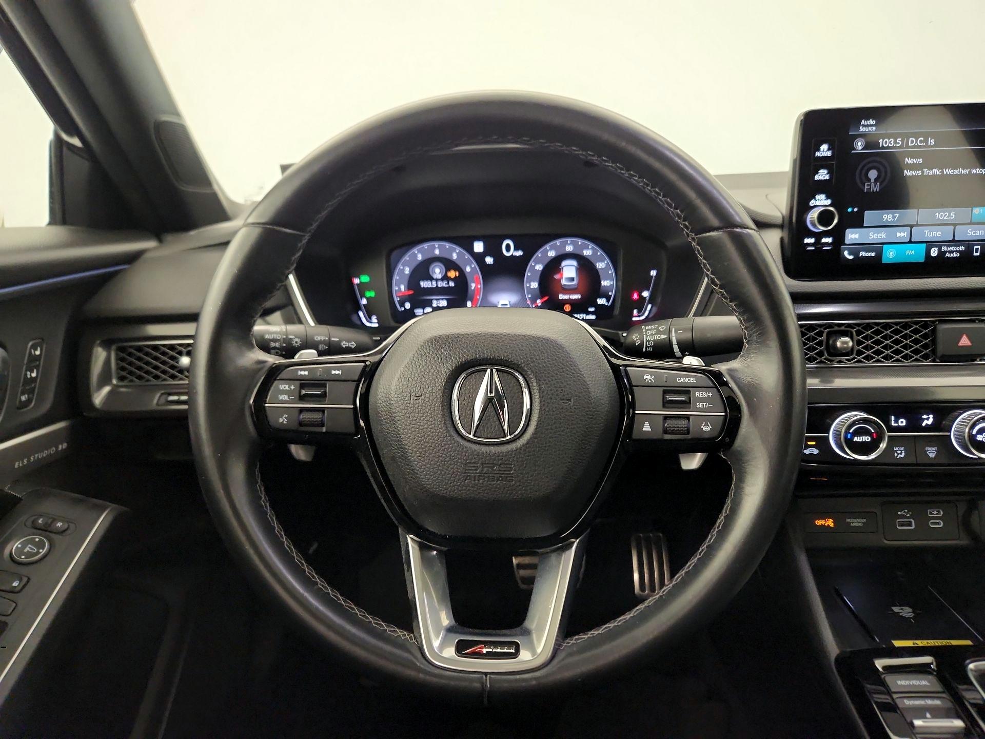 Thumbnail: 2023 Acura Integra - 10