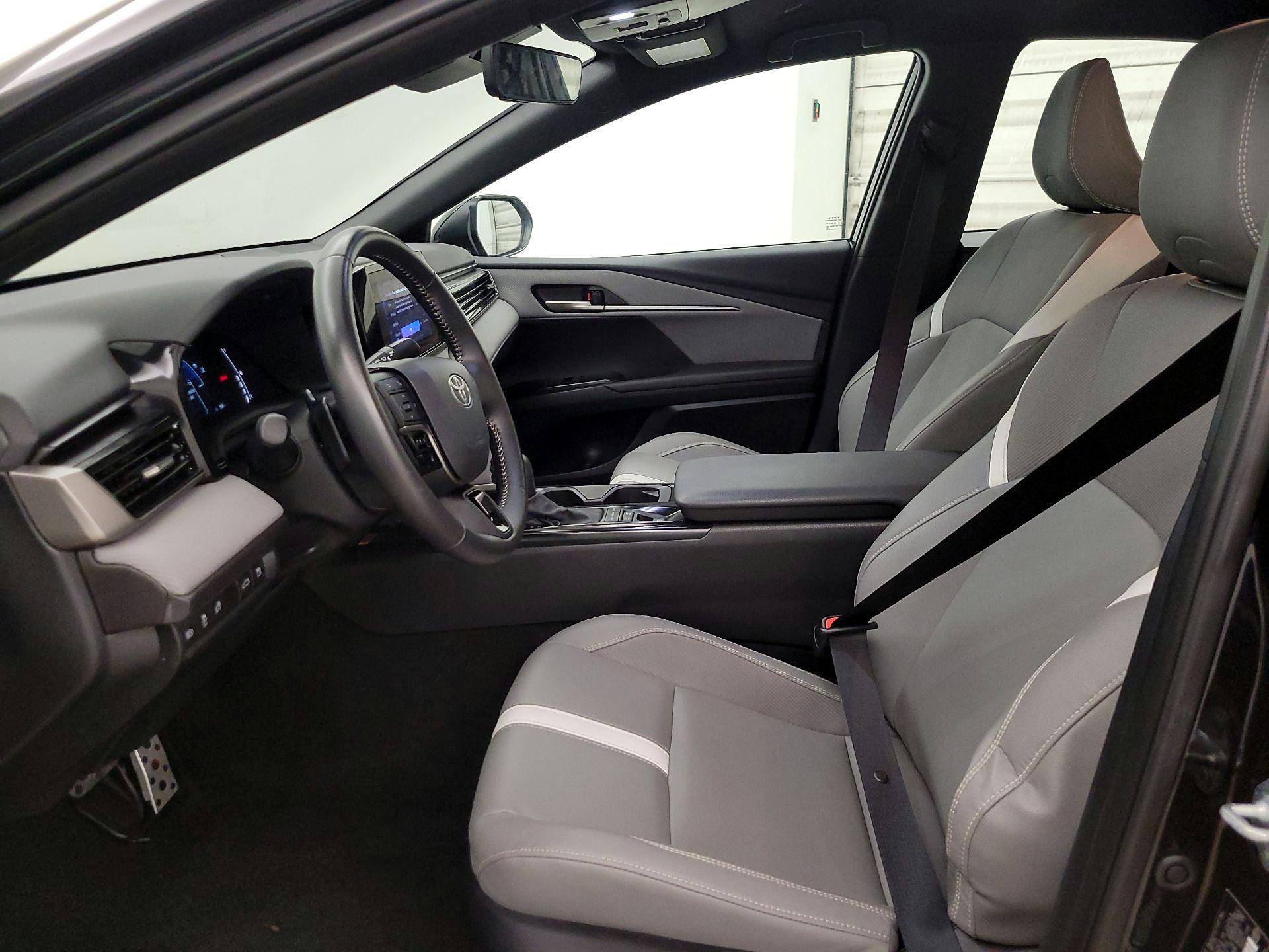 Thumbnail: 2025 Toyota Camry - 11
