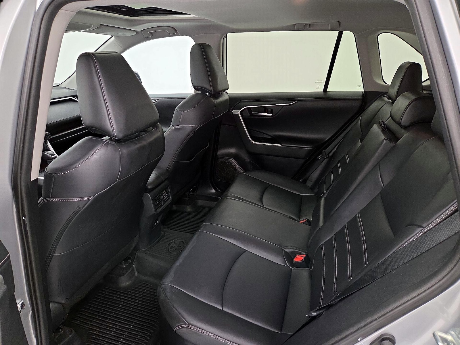 2019 Toyota RAV4 Limited - Photo 22