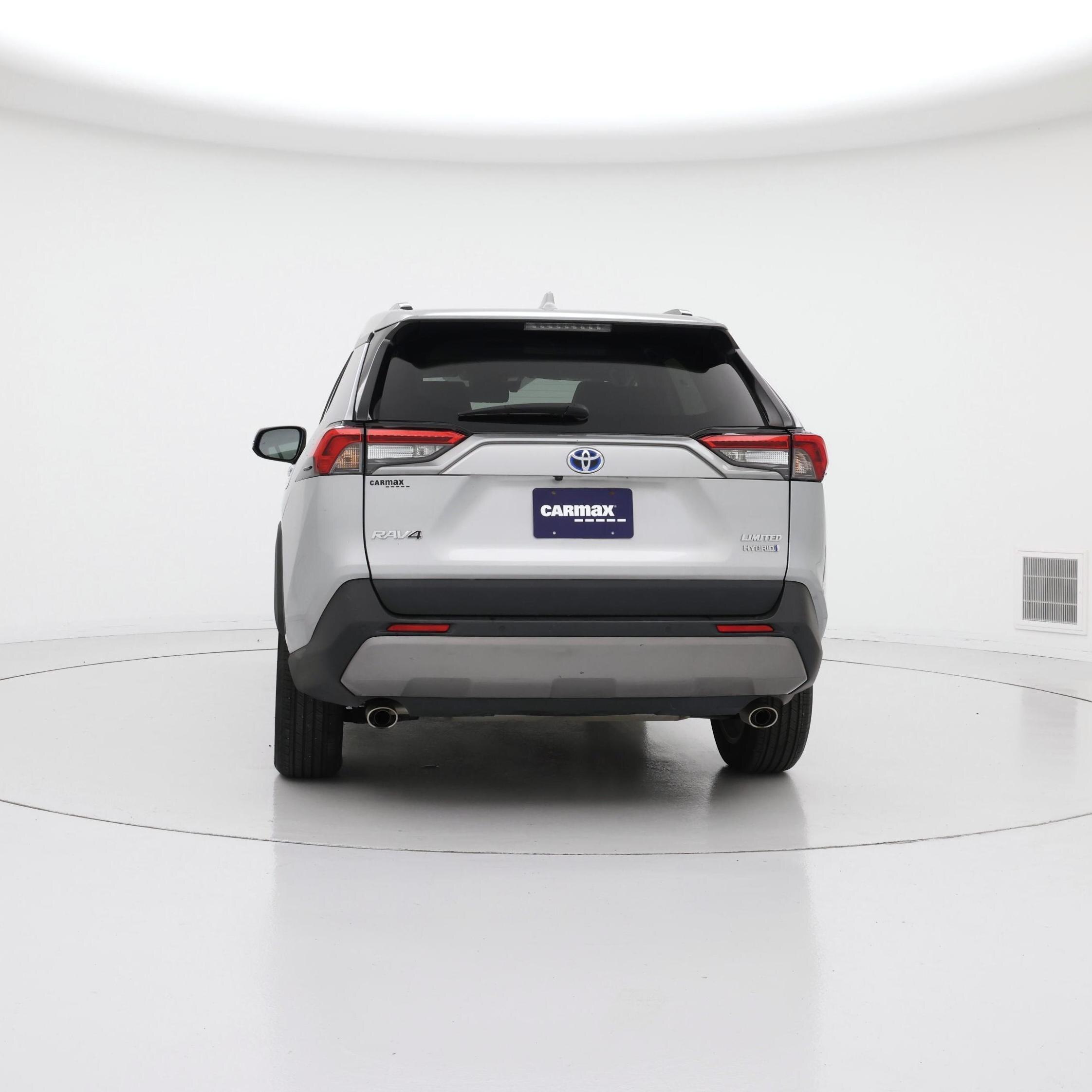 Thumbnail: 2019 Toyota RAV4 - 6