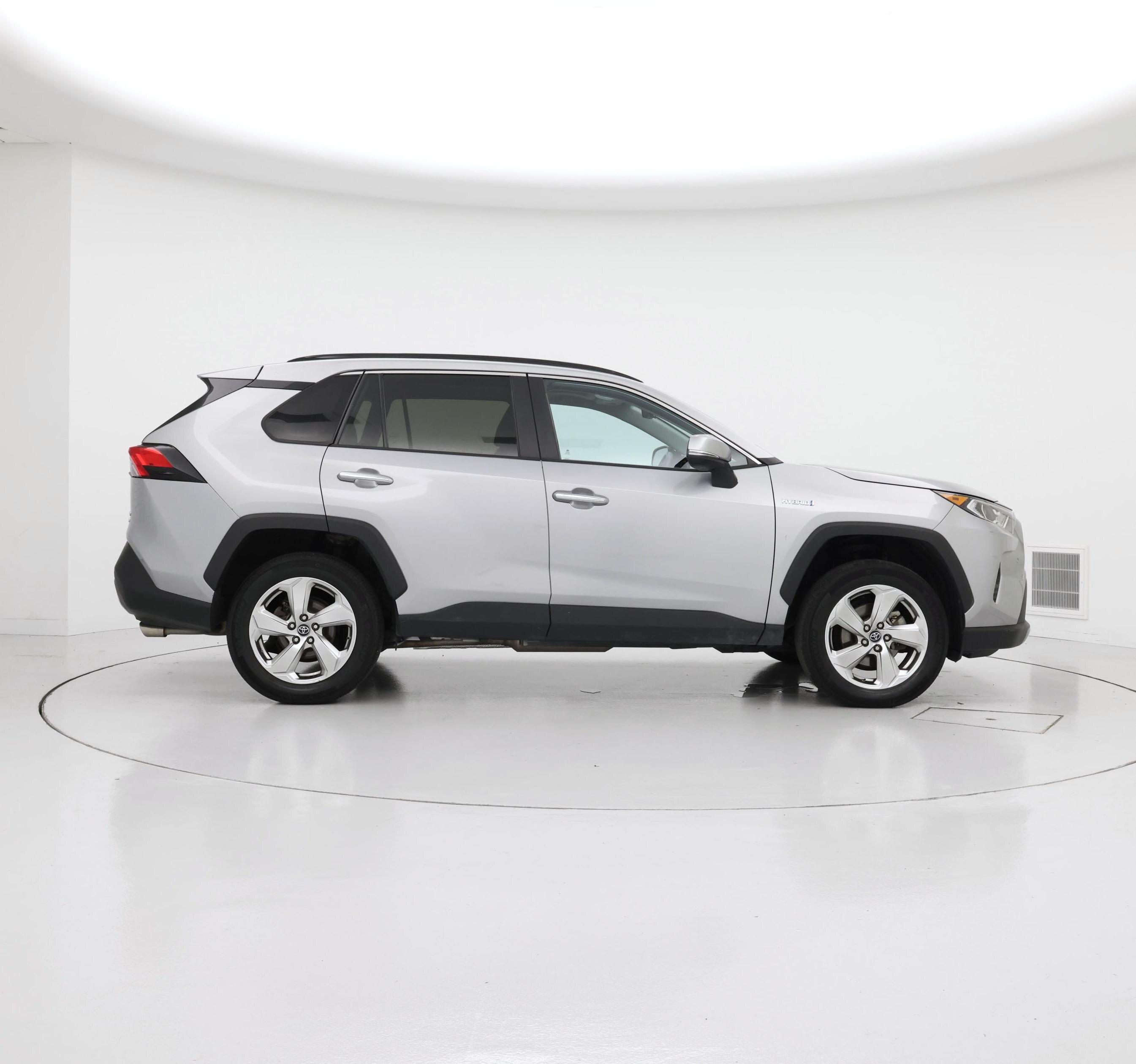Thumbnail: 2019 Toyota RAV4 - 7