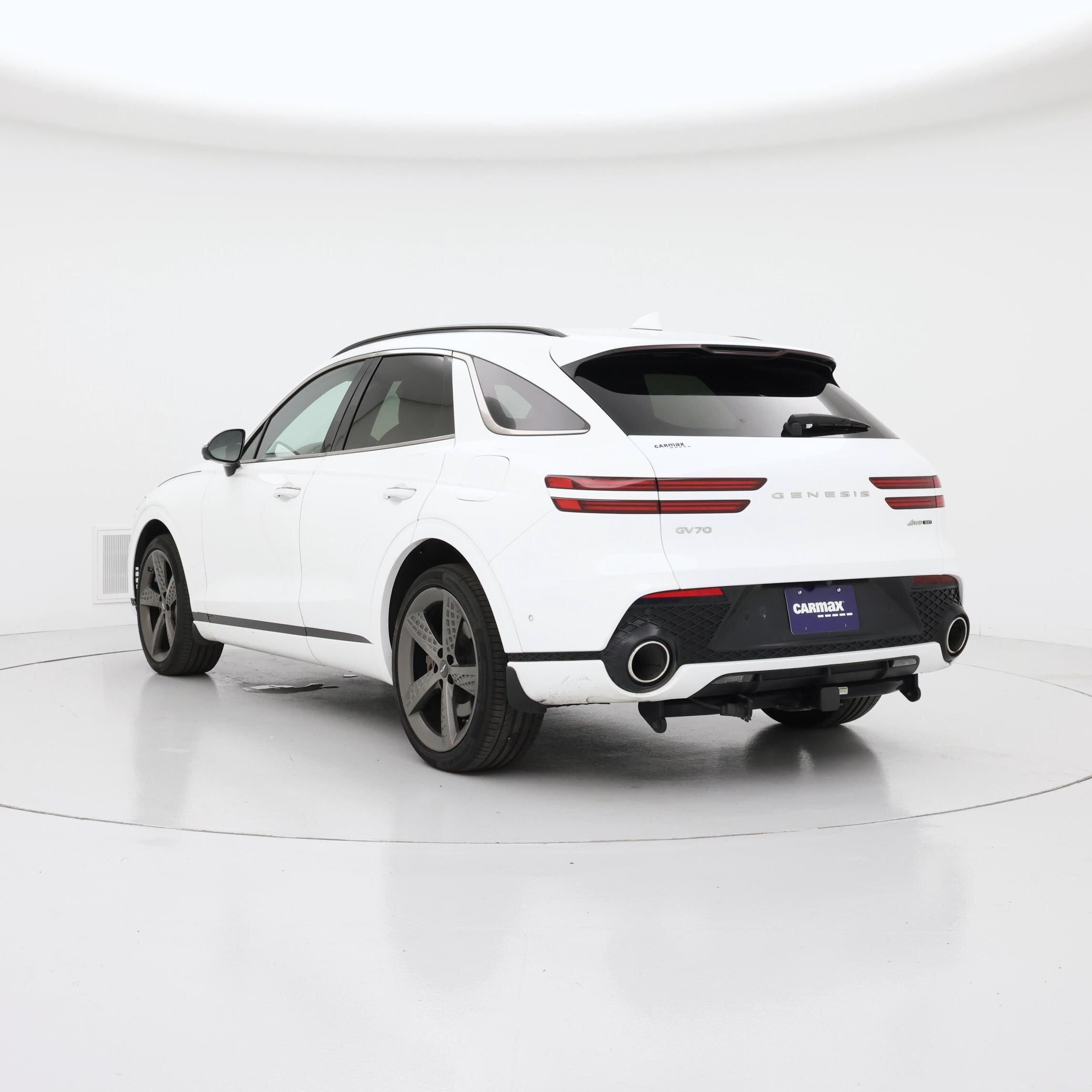 Thumbnail: 2022 Genesis GV70 - 2