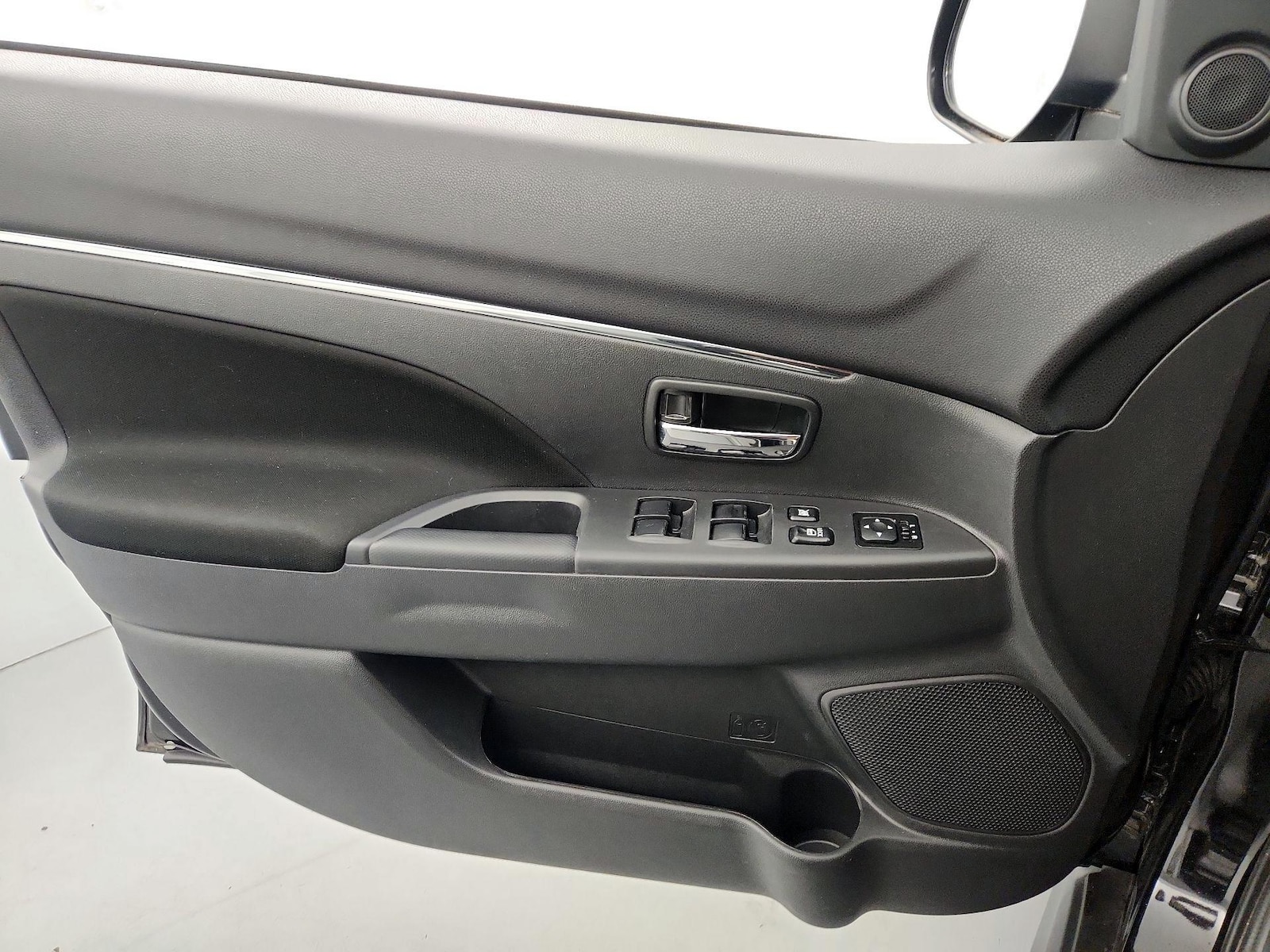 2024 Mitsubishi Outlander Sport ES - Photo 13