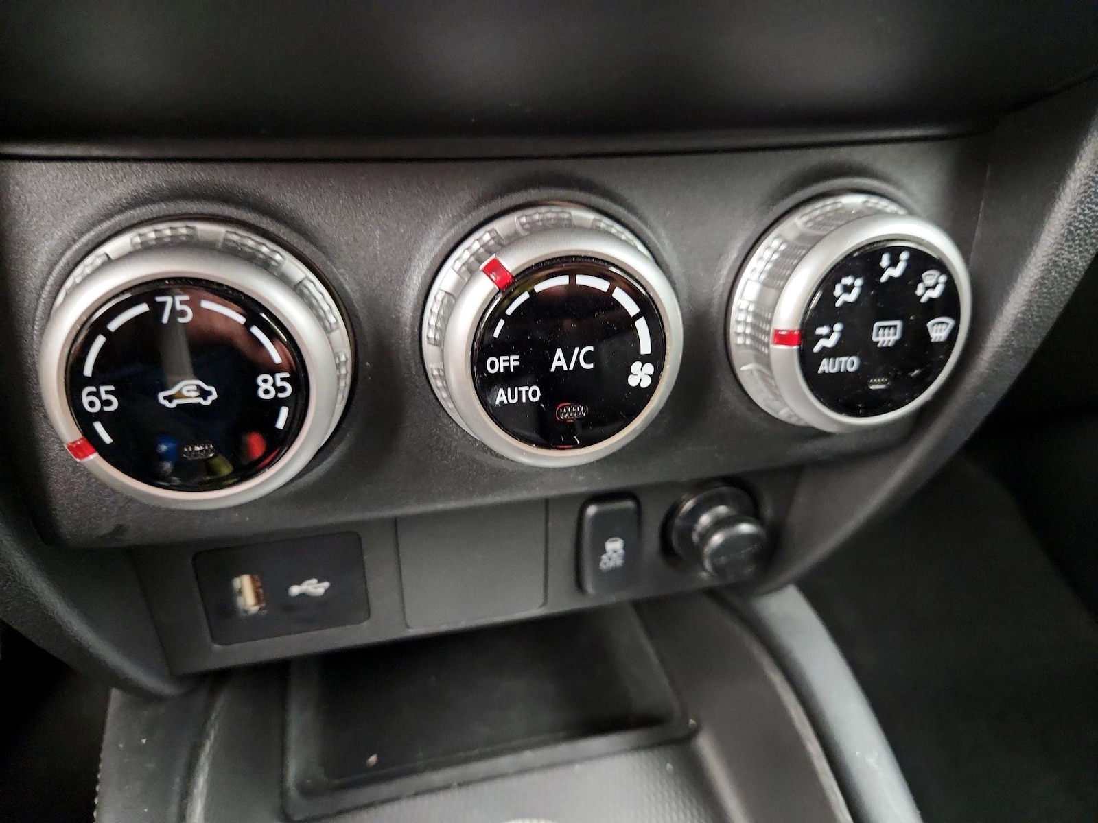 2024 Mitsubishi Outlander Sport ES - Photo 17