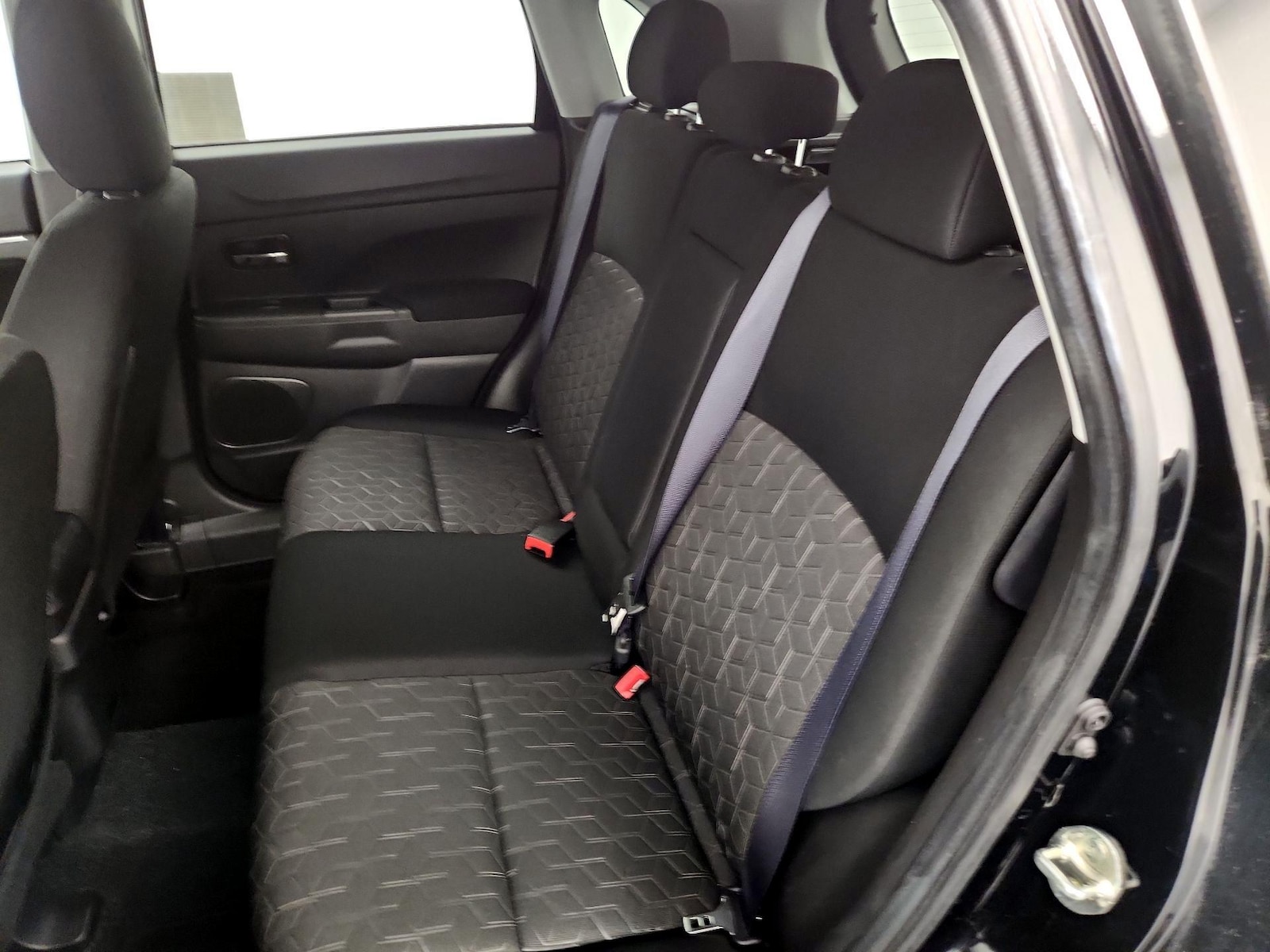2024 Mitsubishi Outlander Sport ES - Photo 20