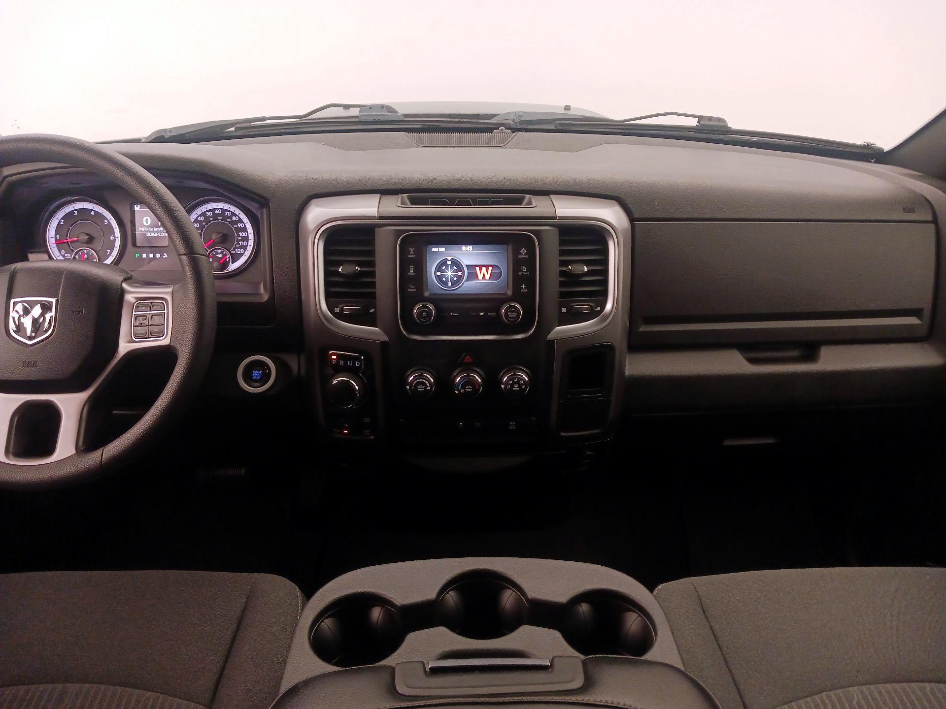 Thumbnail: 2022 RAM 1500 Classic - 9