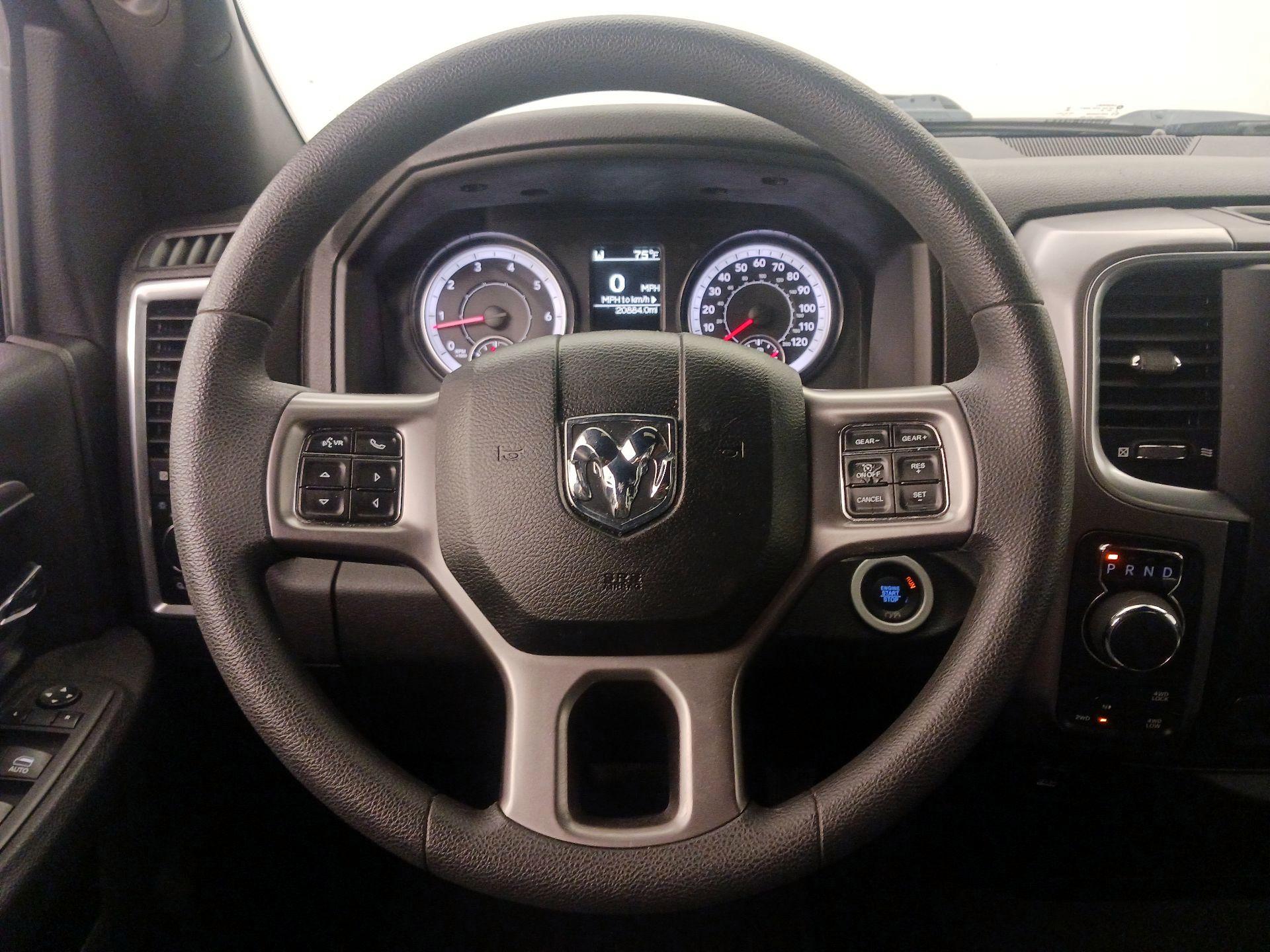 Thumbnail: 2022 RAM 1500 Classic - 10