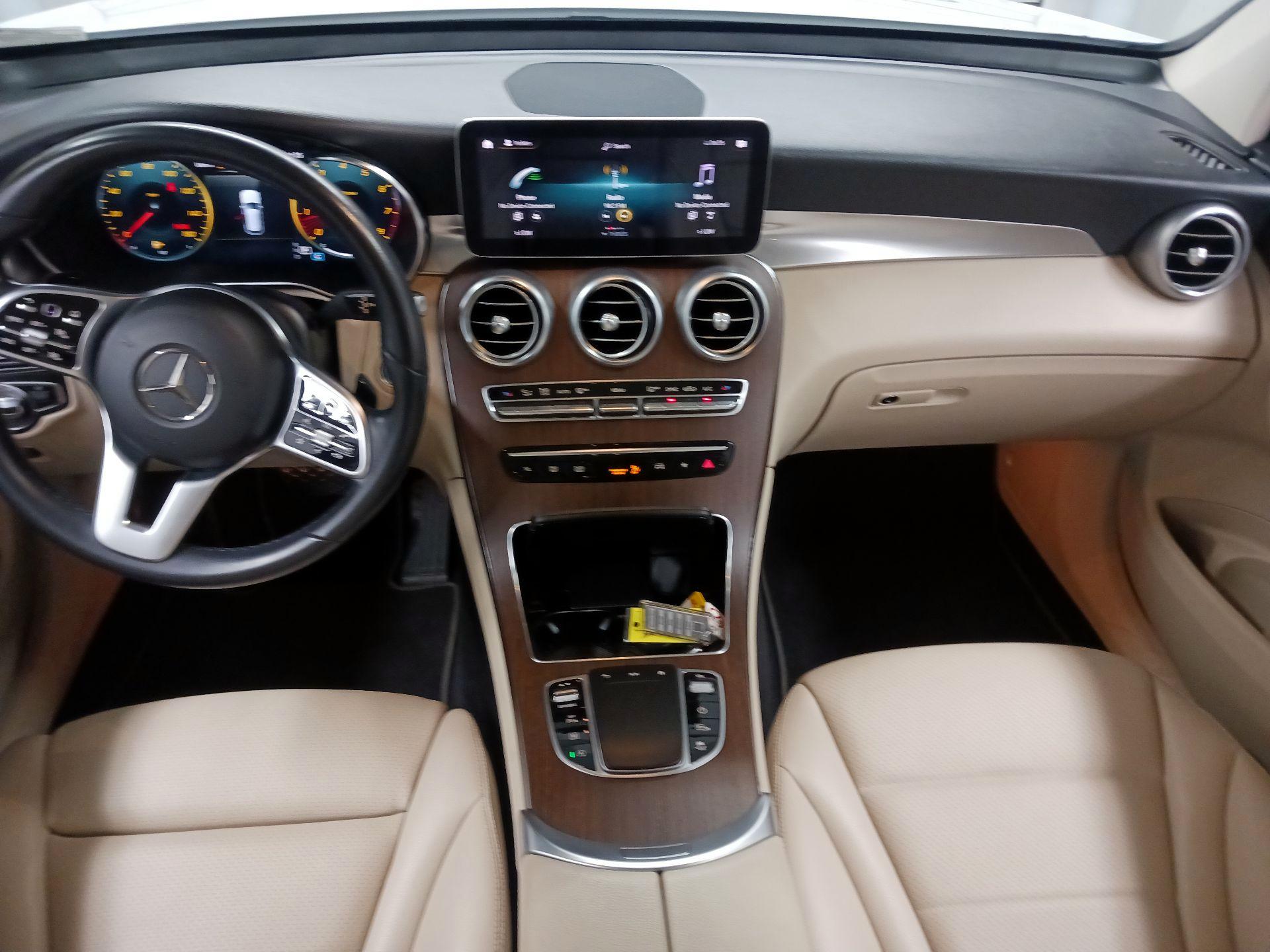 Thumbnail: 2022 Mercedes-Benz GLC - 9
