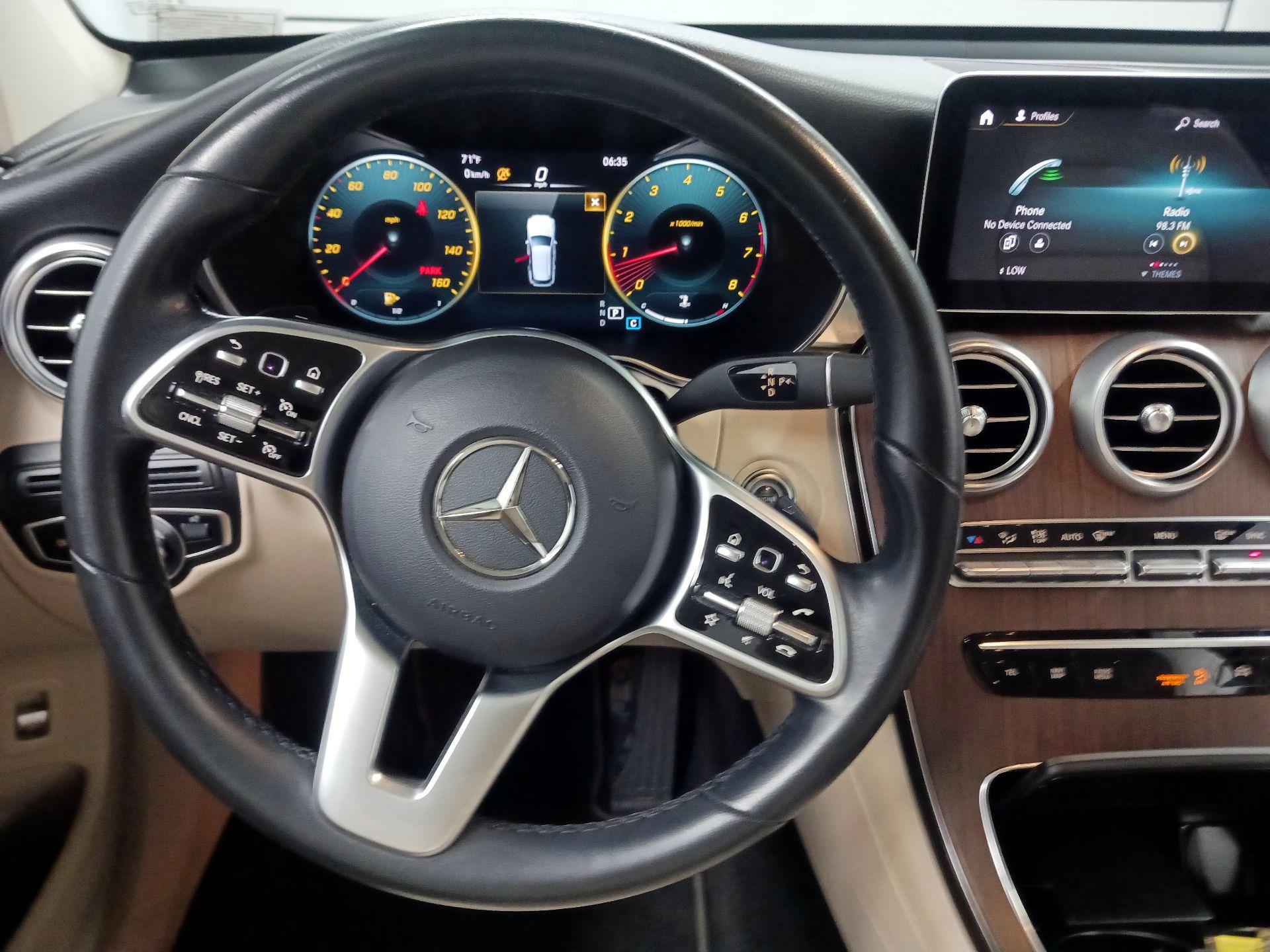 Thumbnail: 2022 Mercedes-Benz GLC - 10
