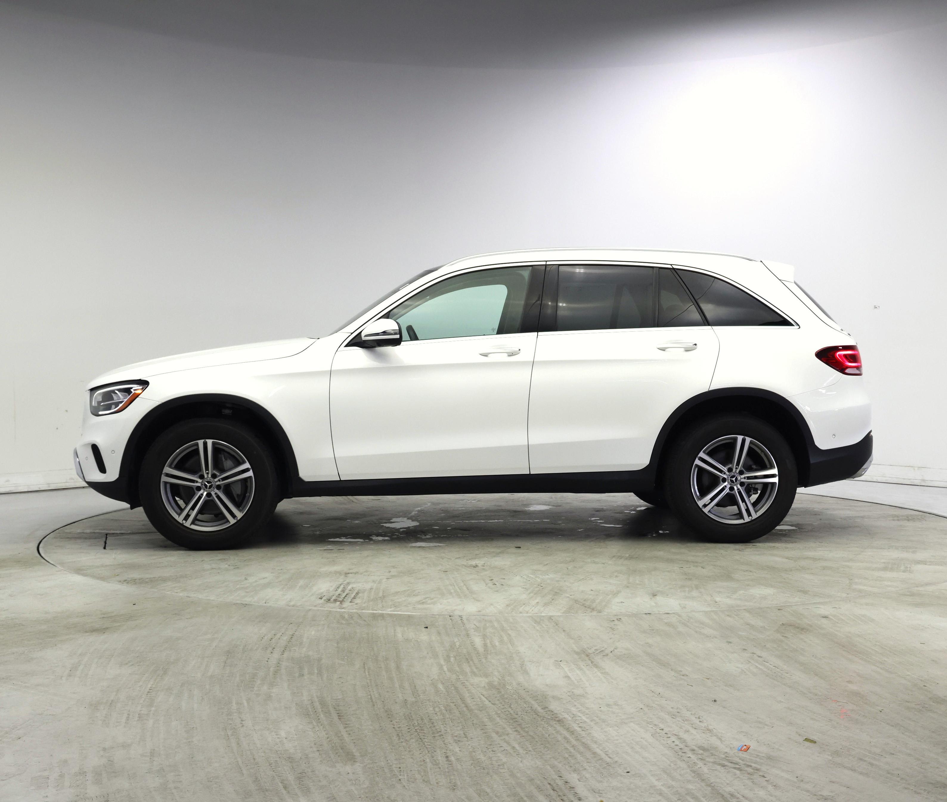 Thumbnail: 2022 Mercedes-Benz GLC - 3