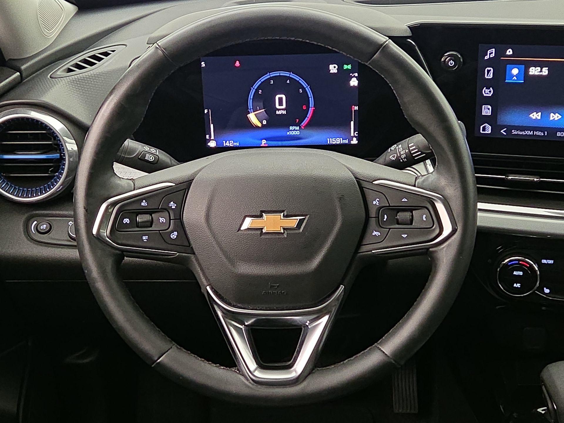 Thumbnail: 2025 Chevrolet Trax - 10