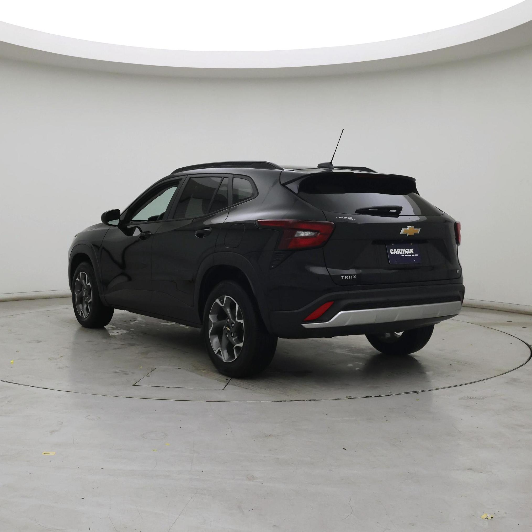 Thumbnail: 2025 Chevrolet Trax - 2