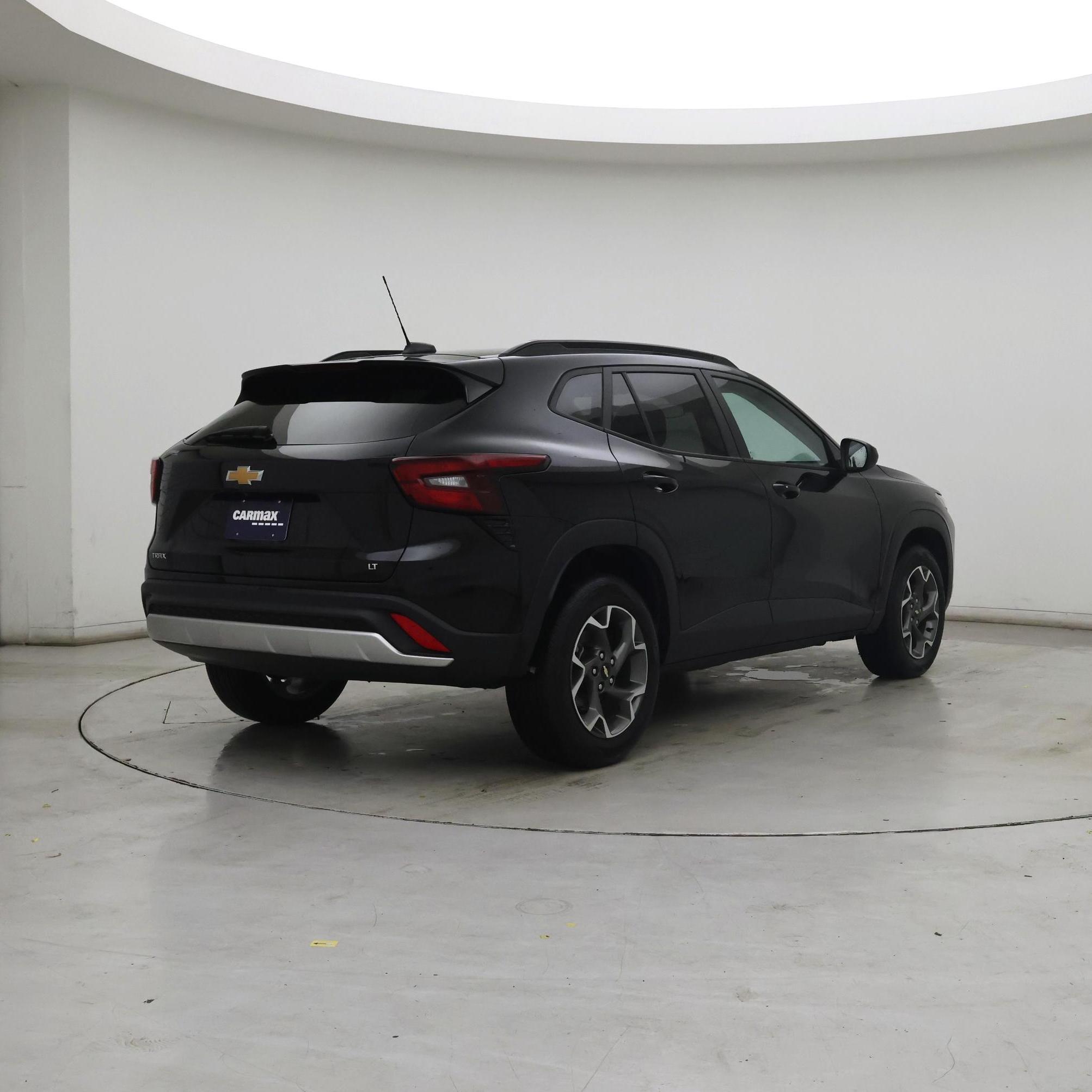 Thumbnail: 2025 Chevrolet Trax - 8