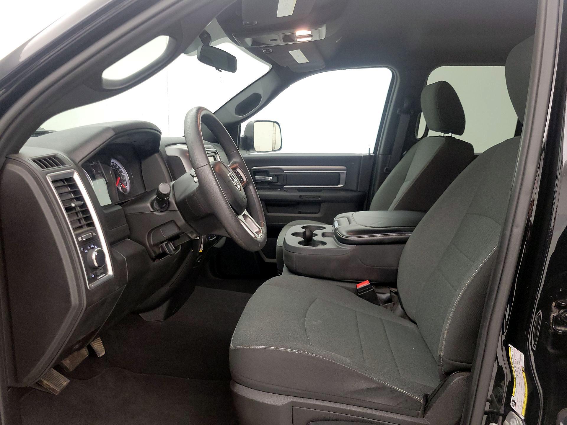 Thumbnail: 2022 RAM 1500 Classic - 11
