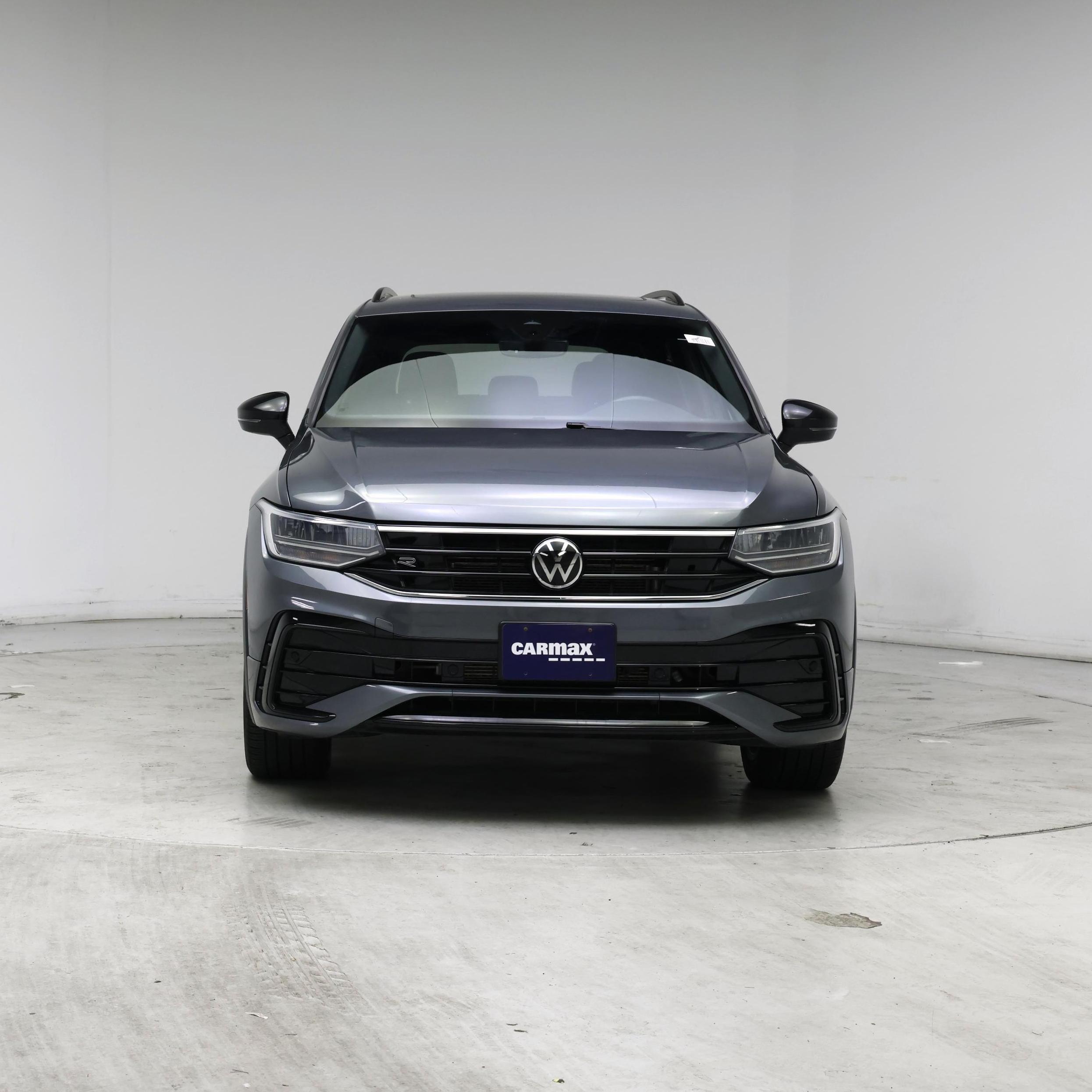 Thumbnail: 2023 Volkswagen Tiguan - 5