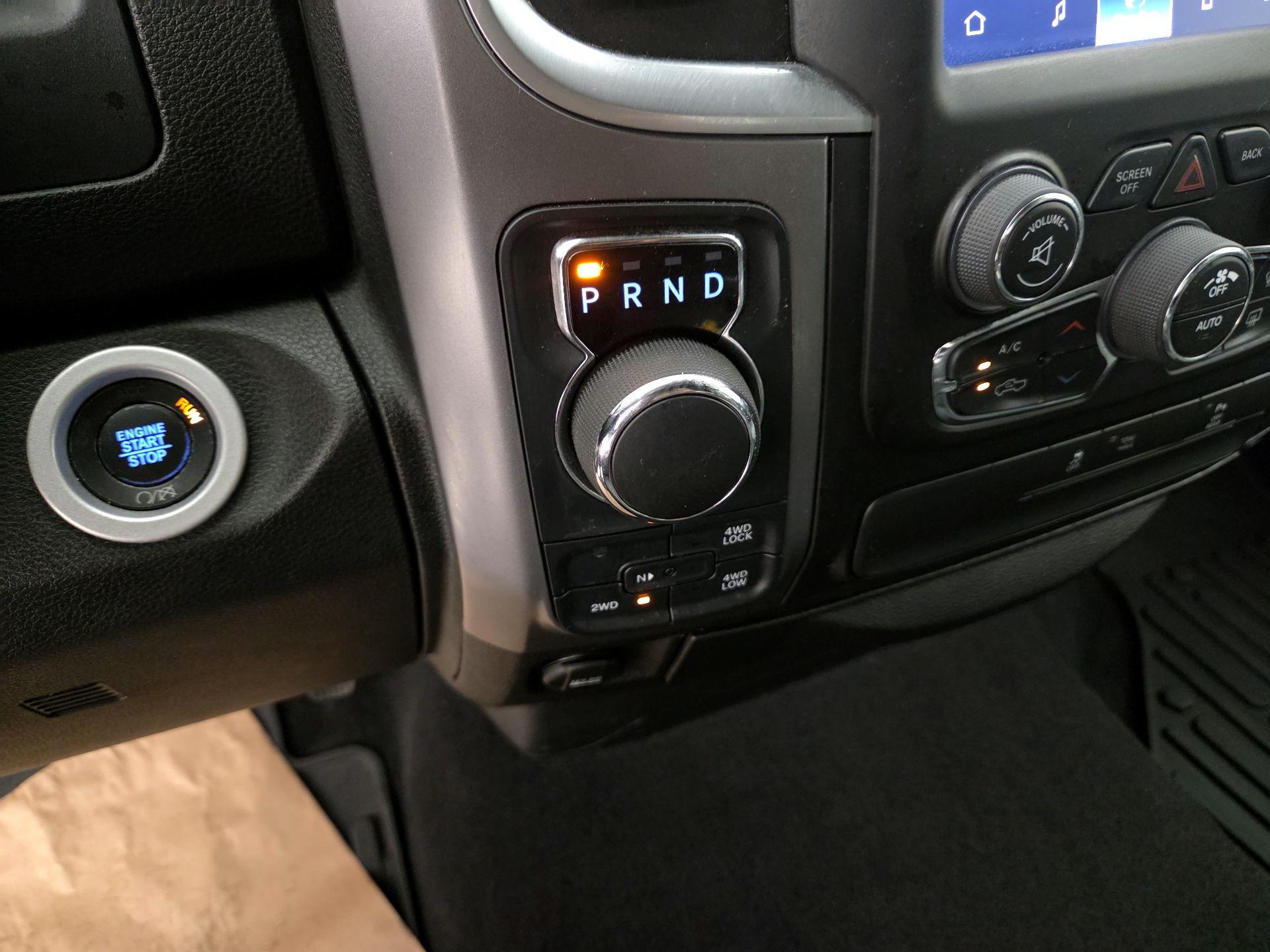Thumbnail: 2022 RAM 1500 Classic - 17
