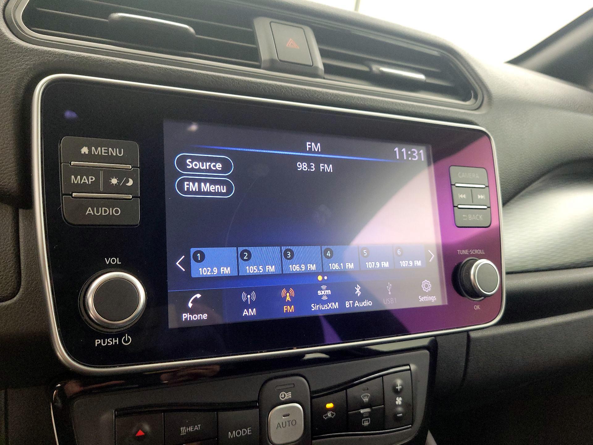 Thumbnail: 2021 Nissan Leaf - 16