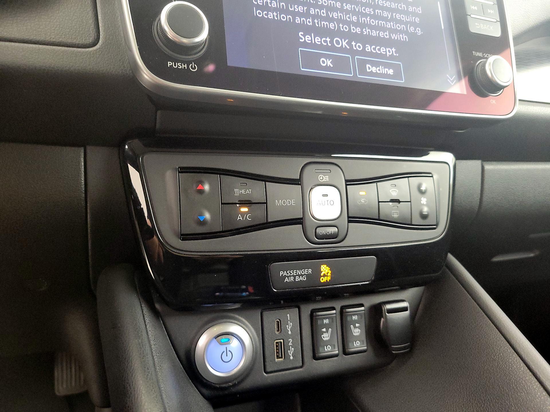Thumbnail: 2021 Nissan Leaf - 17