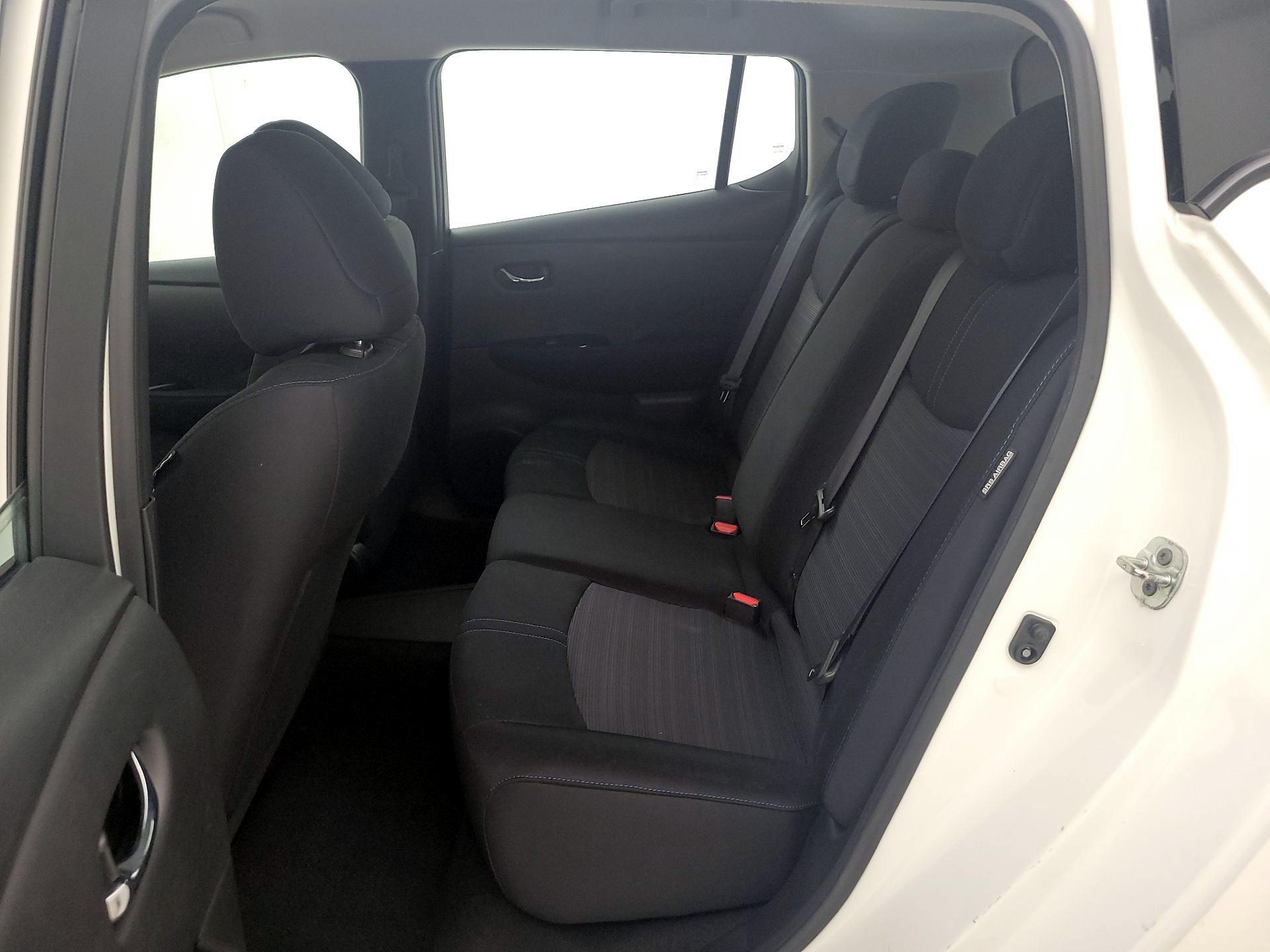 Thumbnail: 2021 Nissan Leaf - 20