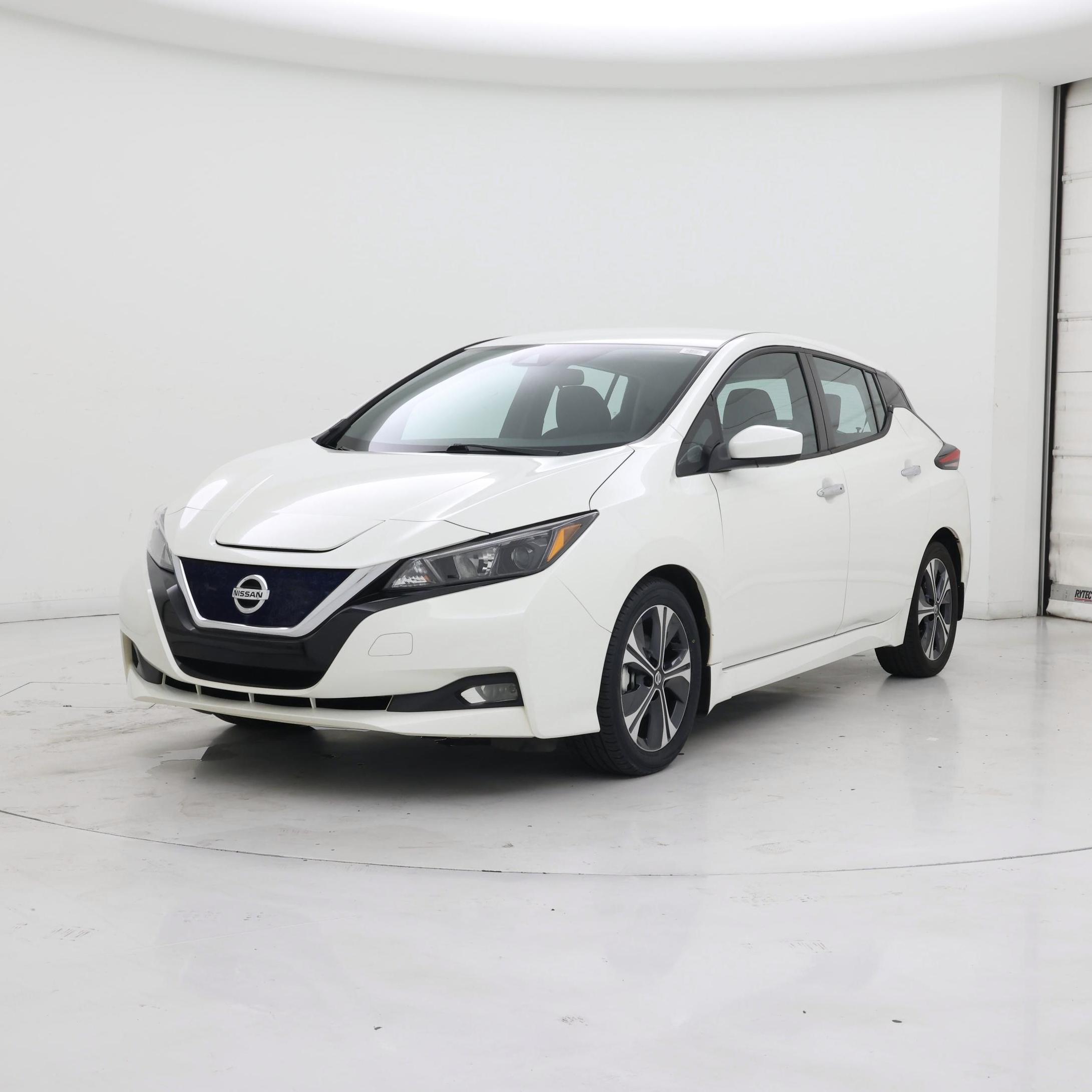 Thumbnail: 2021 Nissan Leaf - 4