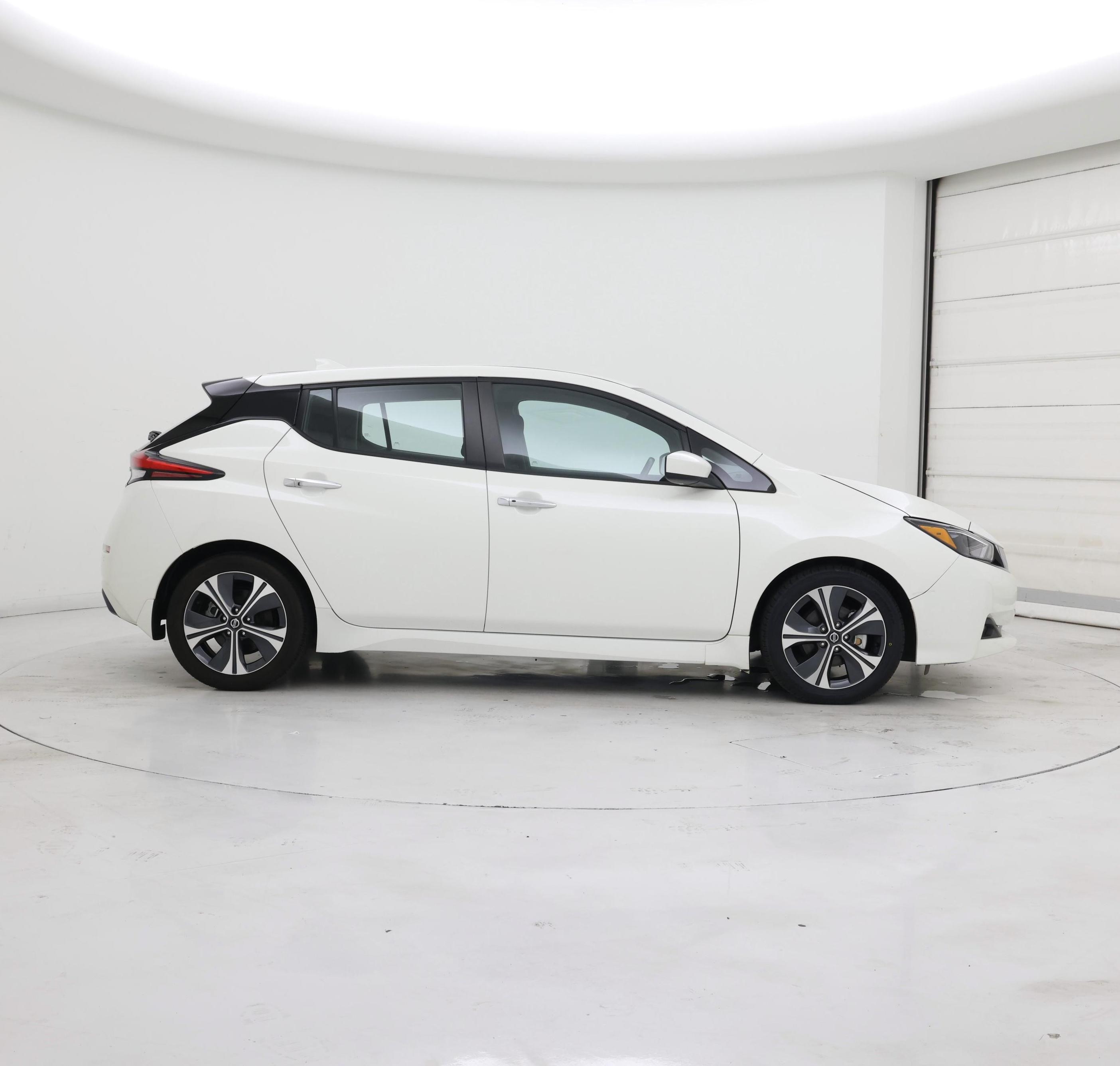 Thumbnail: 2021 Nissan Leaf - 7