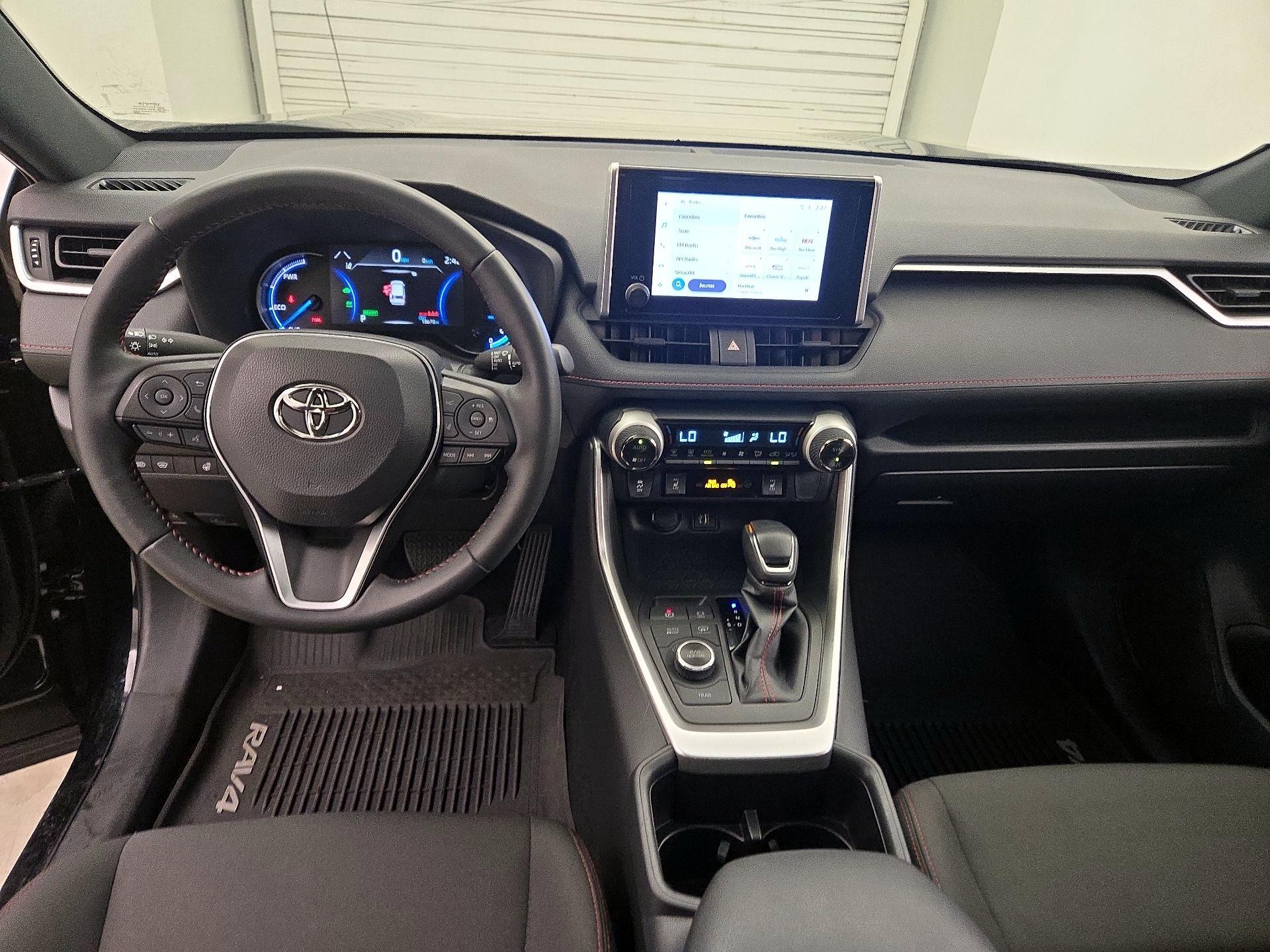 Thumbnail: 2024 Toyota RAV4 - 9