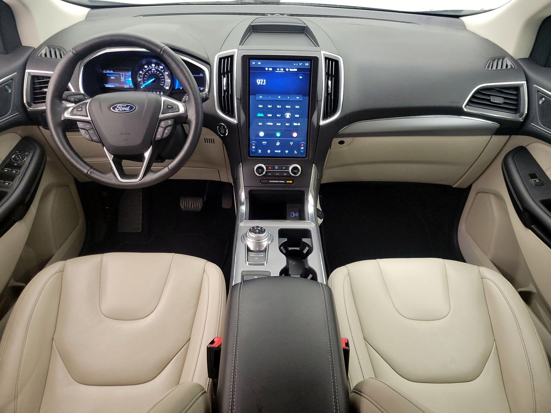 Thumbnail: 2021 Ford Edge - 9