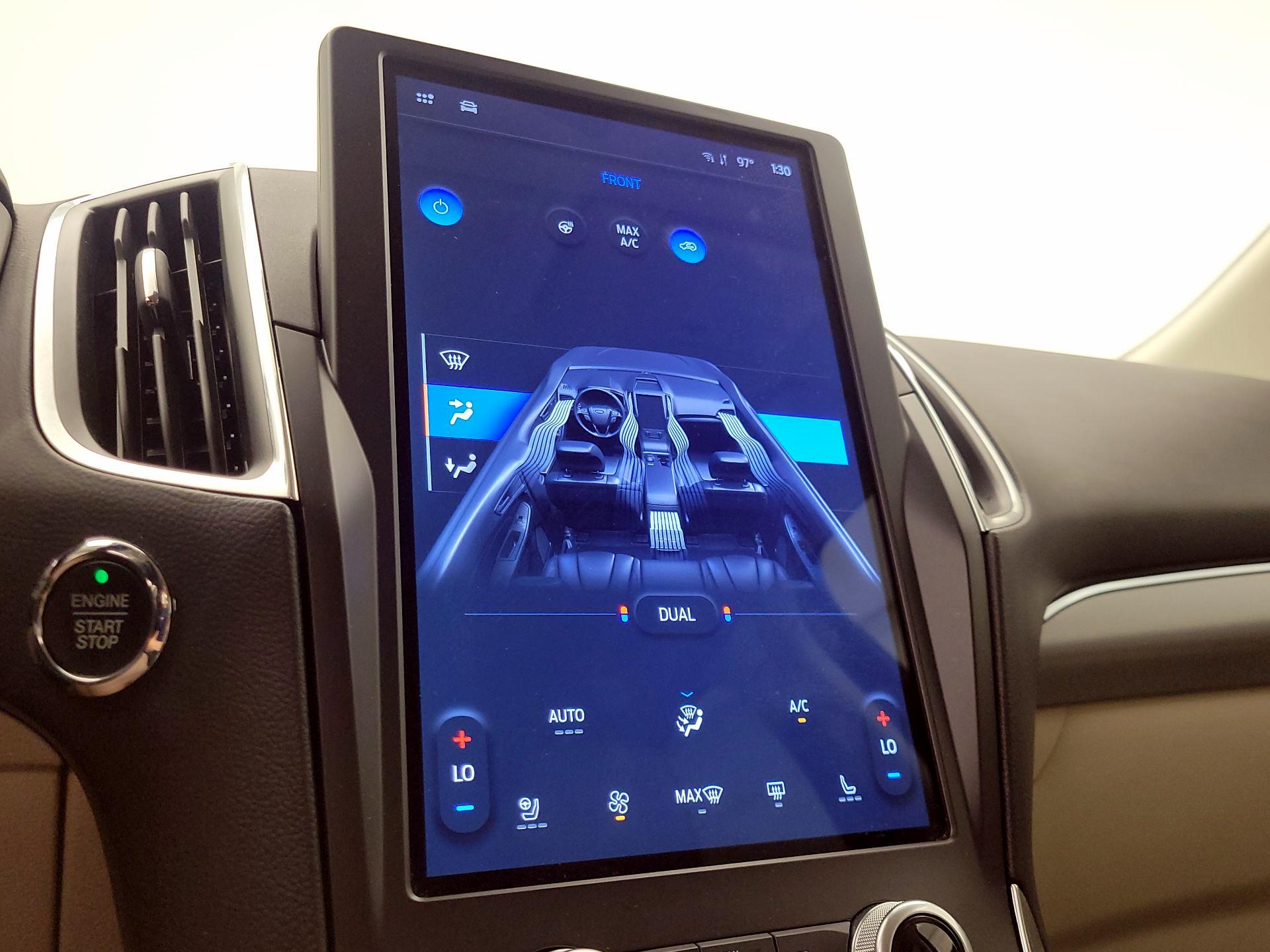 Thumbnail: 2021 Ford Edge - 16