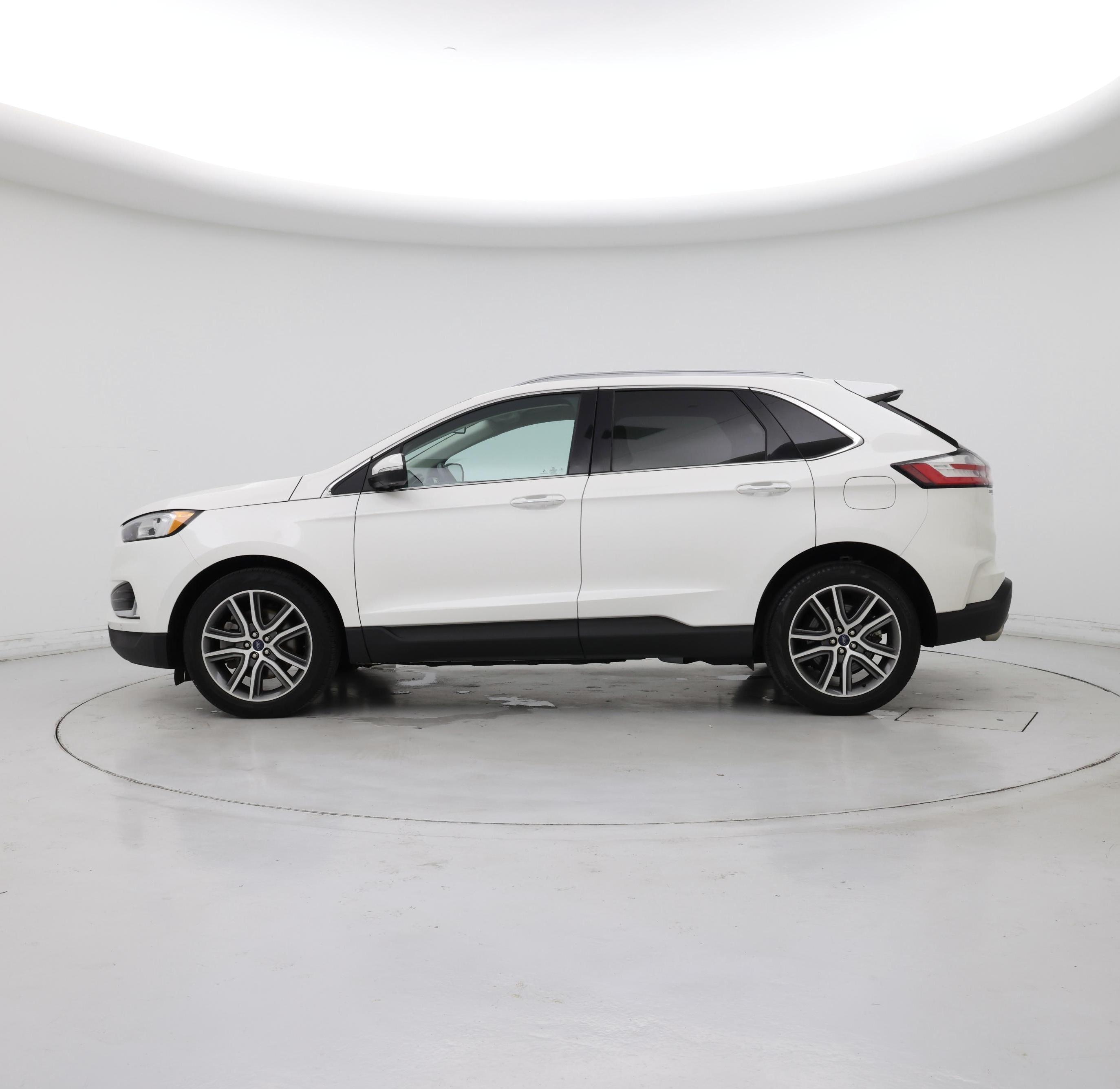 Thumbnail: 2021 Ford Edge - 3