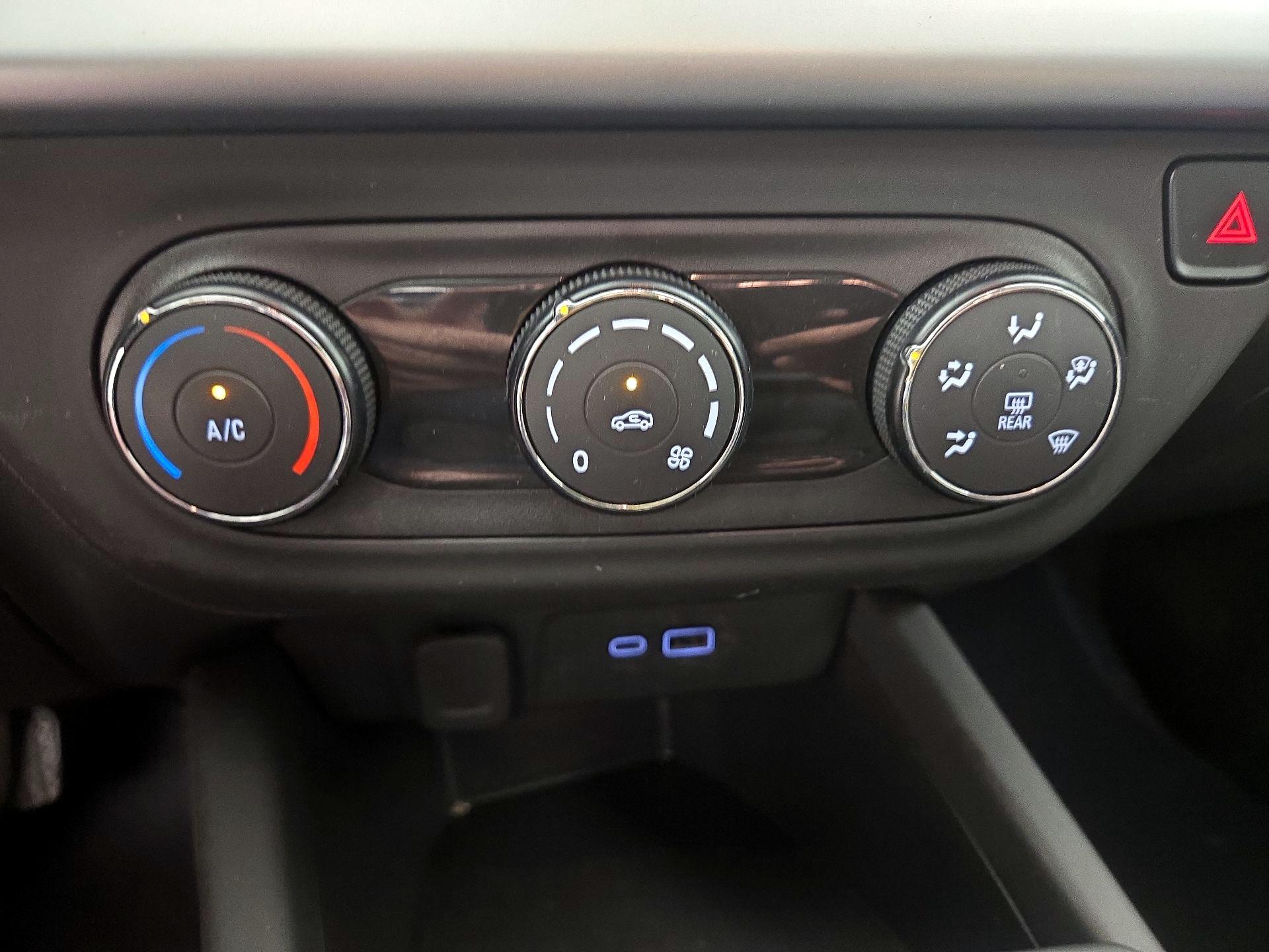 Thumbnail: 2025 Chevrolet Trax - 16