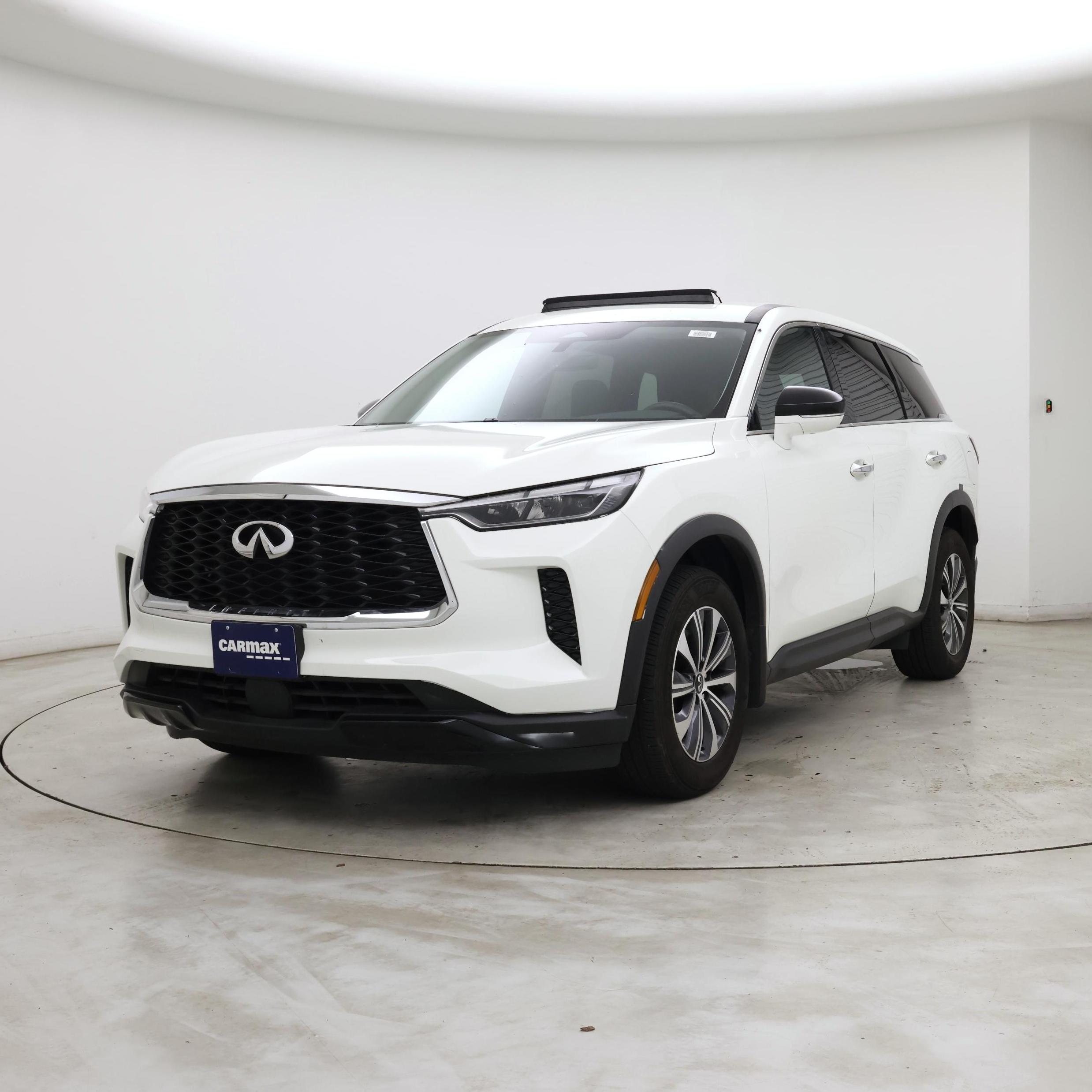 Thumbnail: 2023 INFINITI QX60 - 4