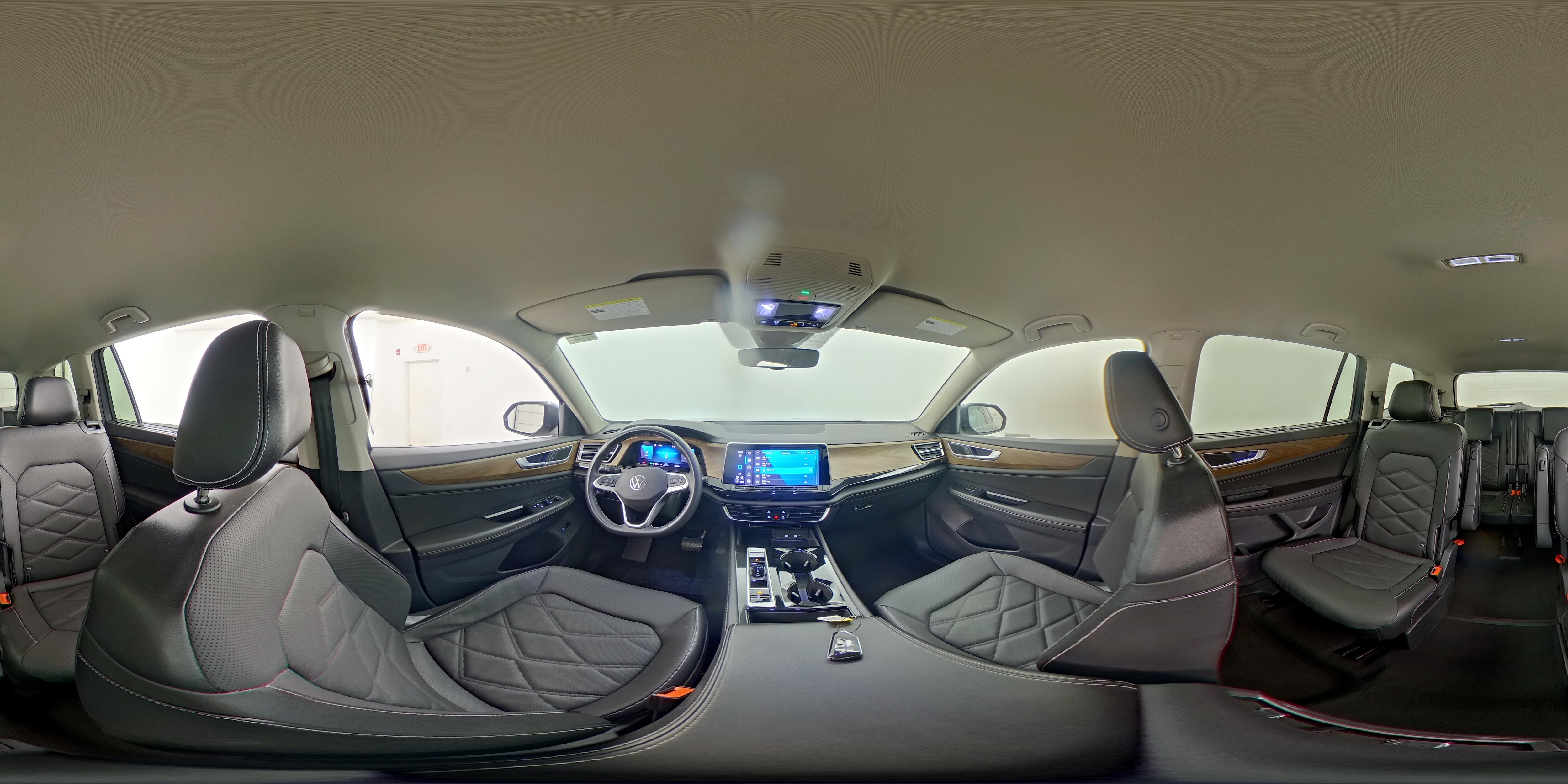 2024 Volkswagen Atlas SE w/Tech - Photo 25