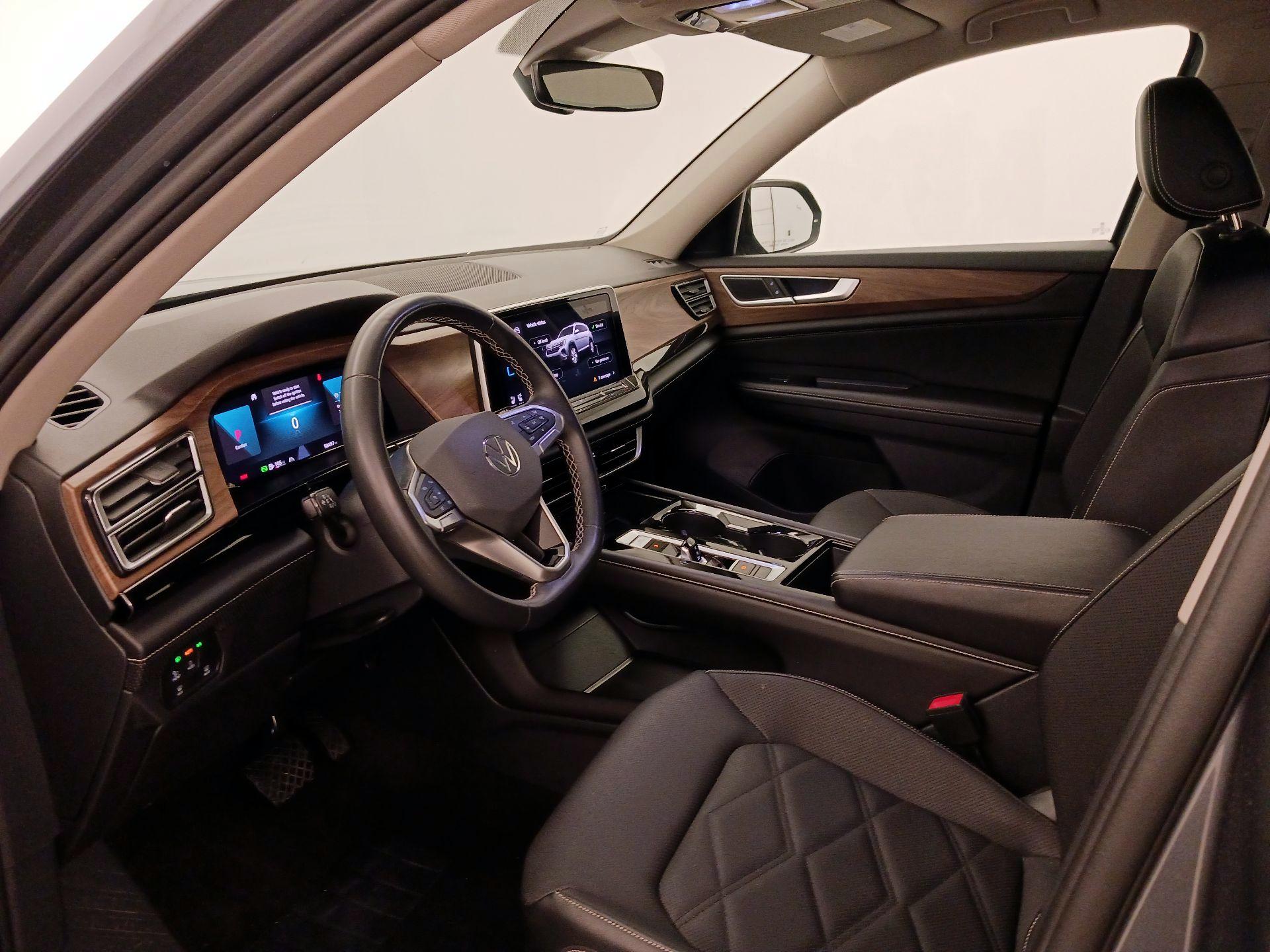 Thumbnail: 2024 Volkswagen Atlas - 11