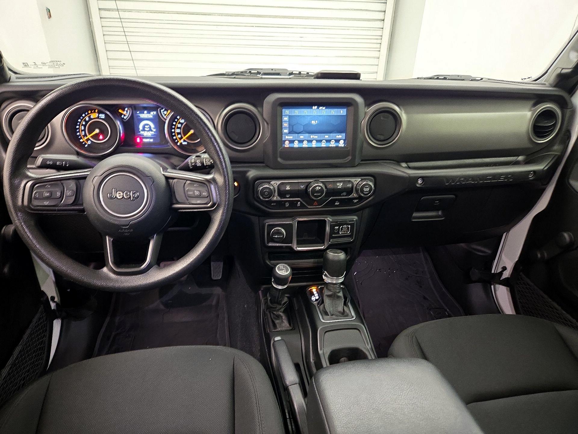 Thumbnail: 2023 Jeep Wrangler - 9