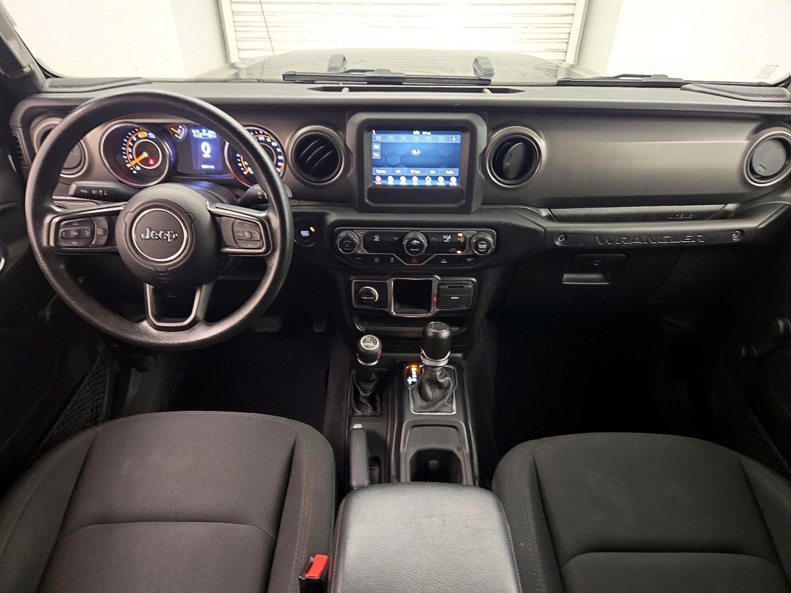 2022 Jeep Wrangler Willys Sport - Photo 10