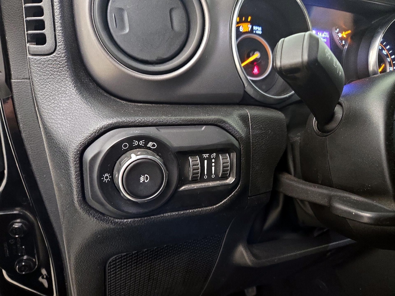 2022 Jeep Wrangler Willys Sport - Photo 14