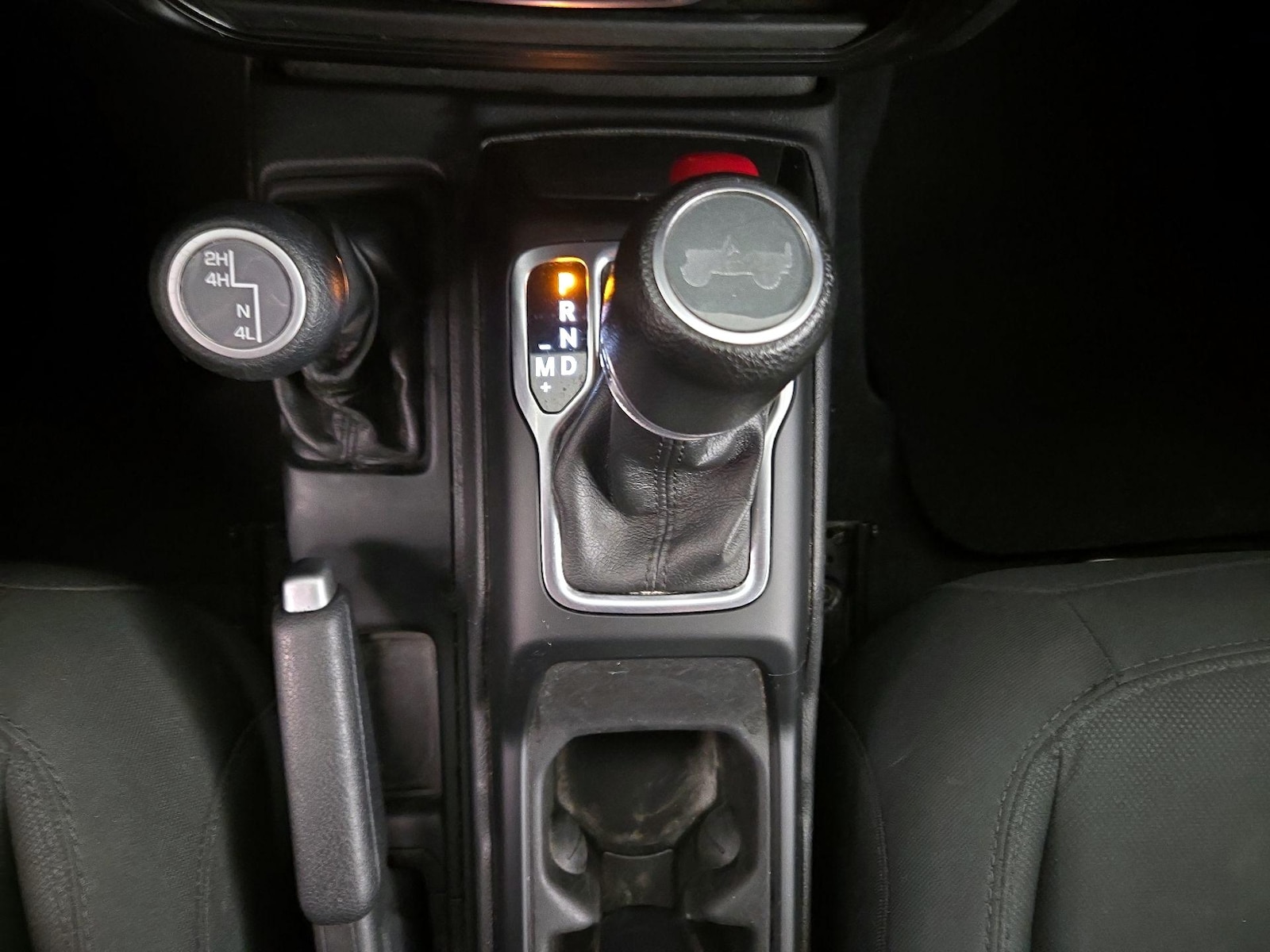 2022 Jeep Wrangler Willys Sport - Photo 18