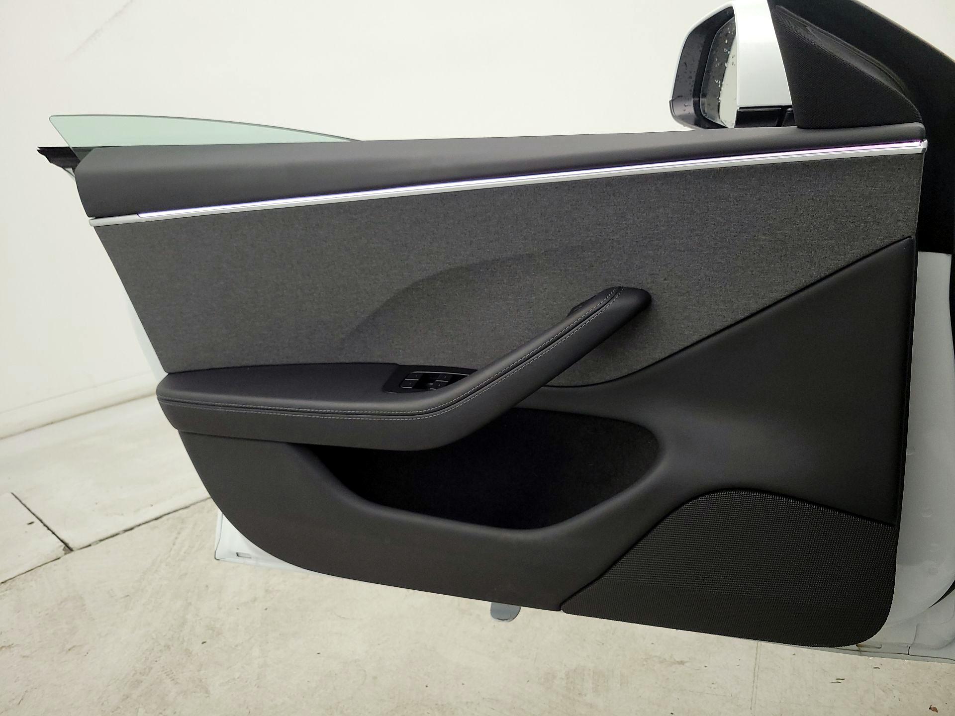 Thumbnail: 2024 Tesla Model 3 - 12