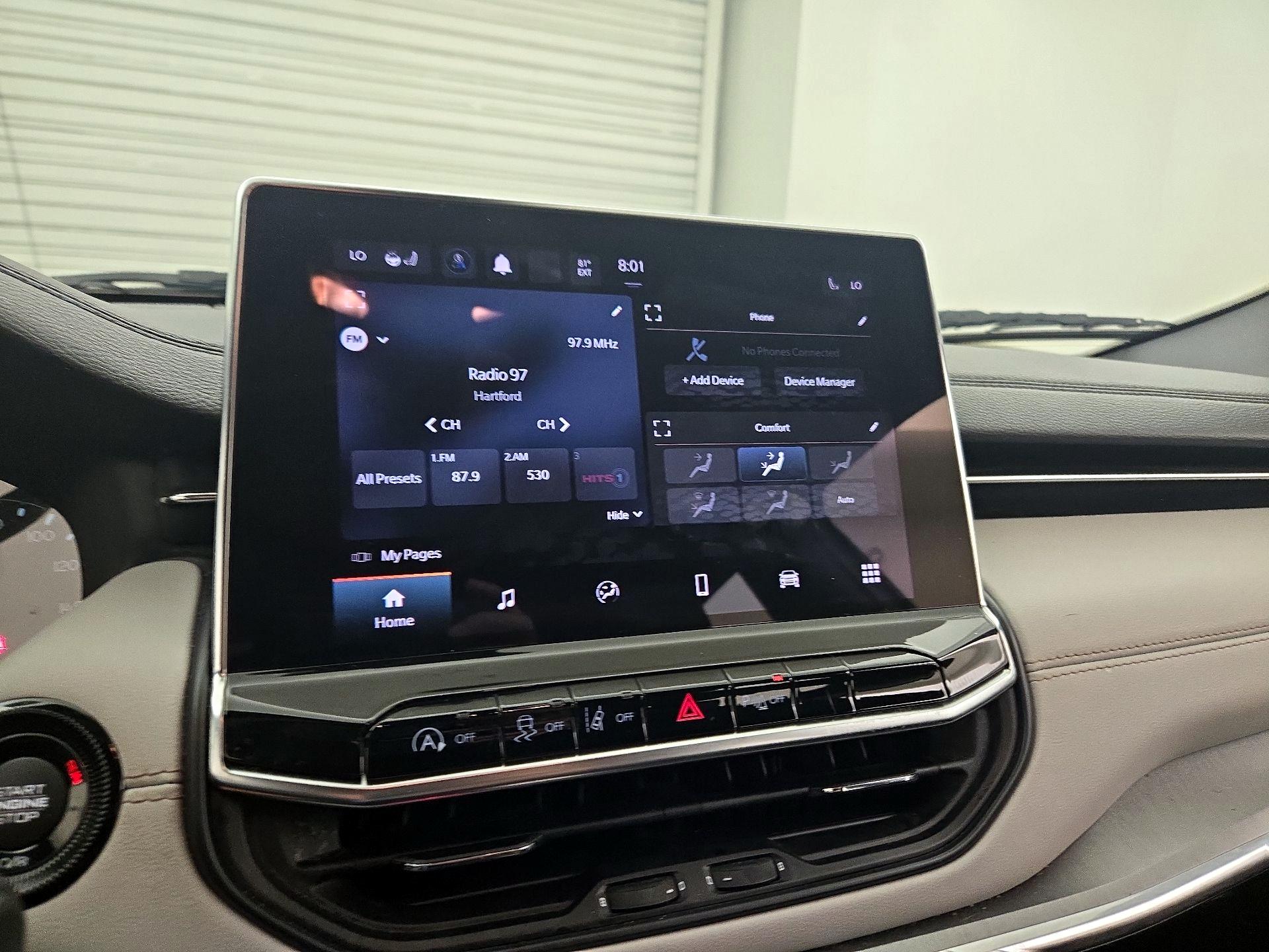 Thumbnail: 2023 Jeep Compass - 15