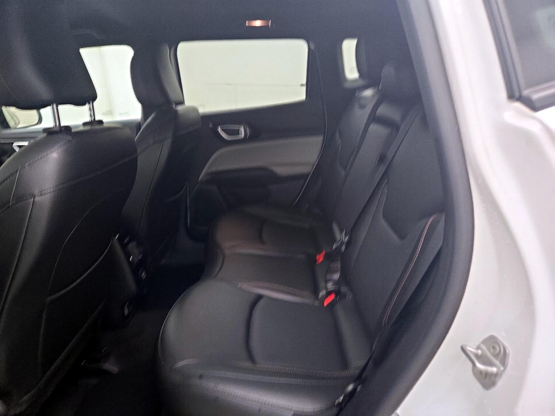 Thumbnail: 2023 Jeep Compass - 19