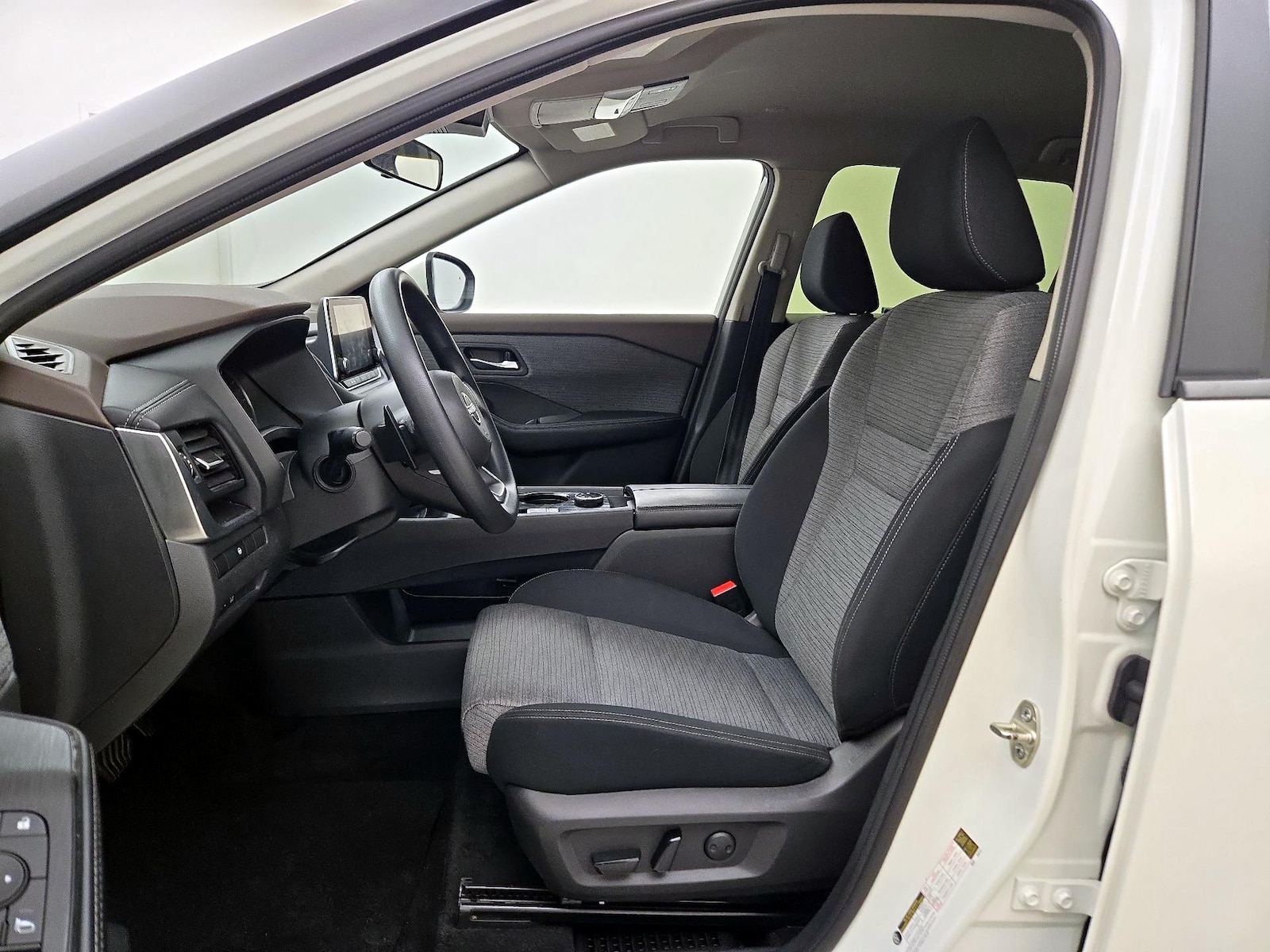 Power Seat(s) & Side Airbags
