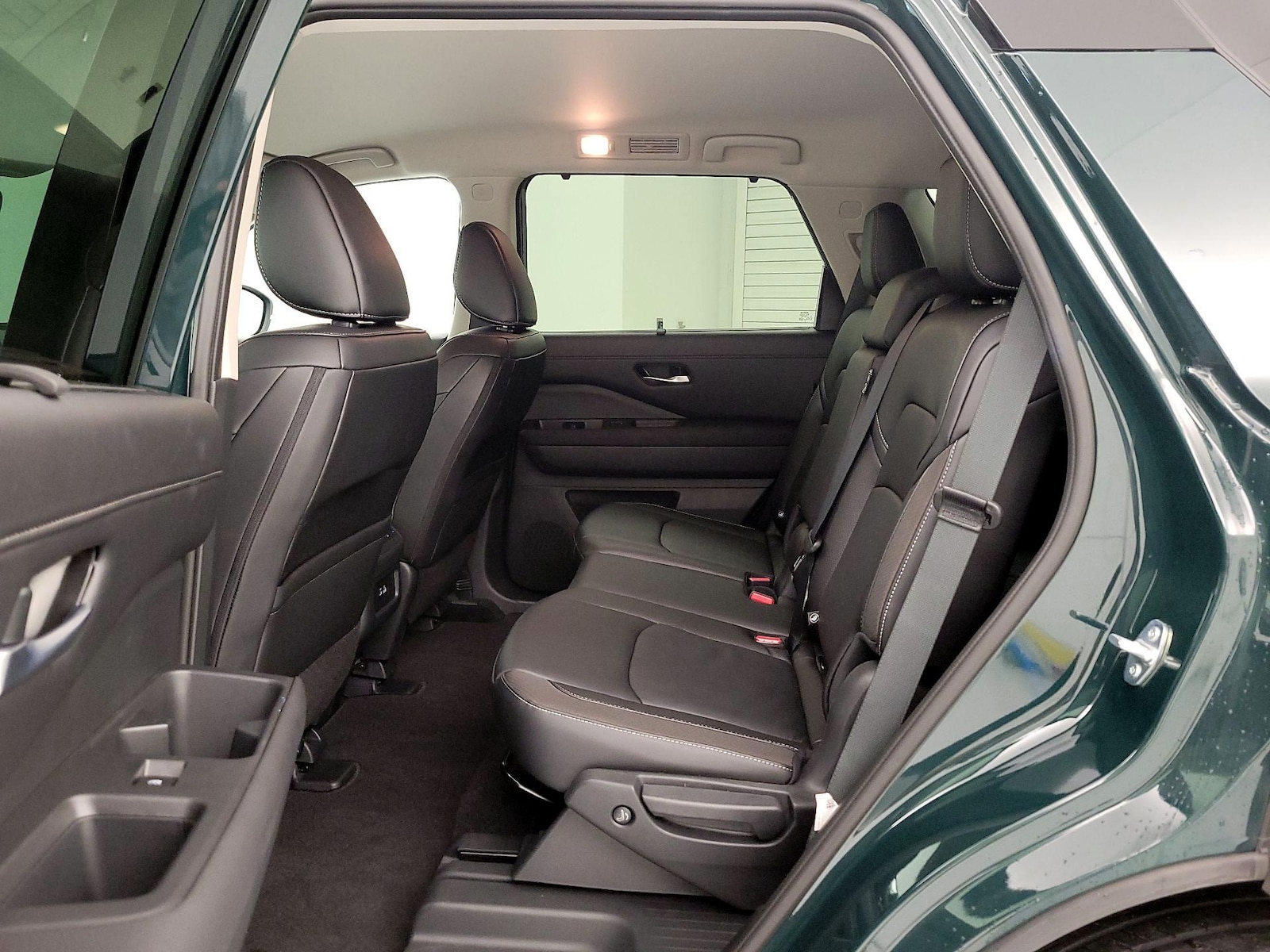 2025 Nissan Pathfinder SL - Photo 21
