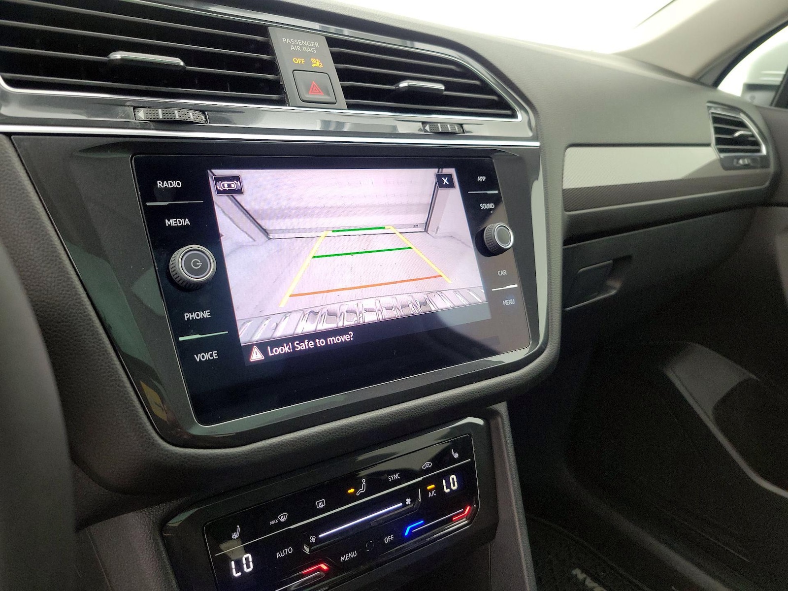 2023 Volkswagen Tiguan SE - Photo 15