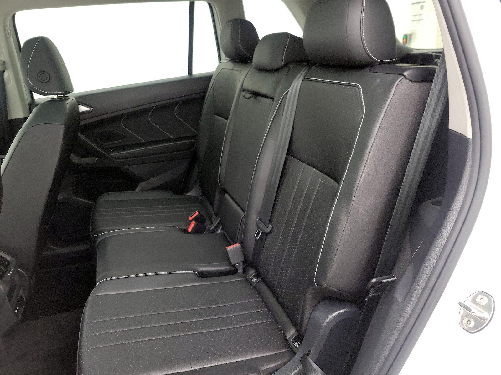 2023 Volkswagen Tiguan SE - Photo 21