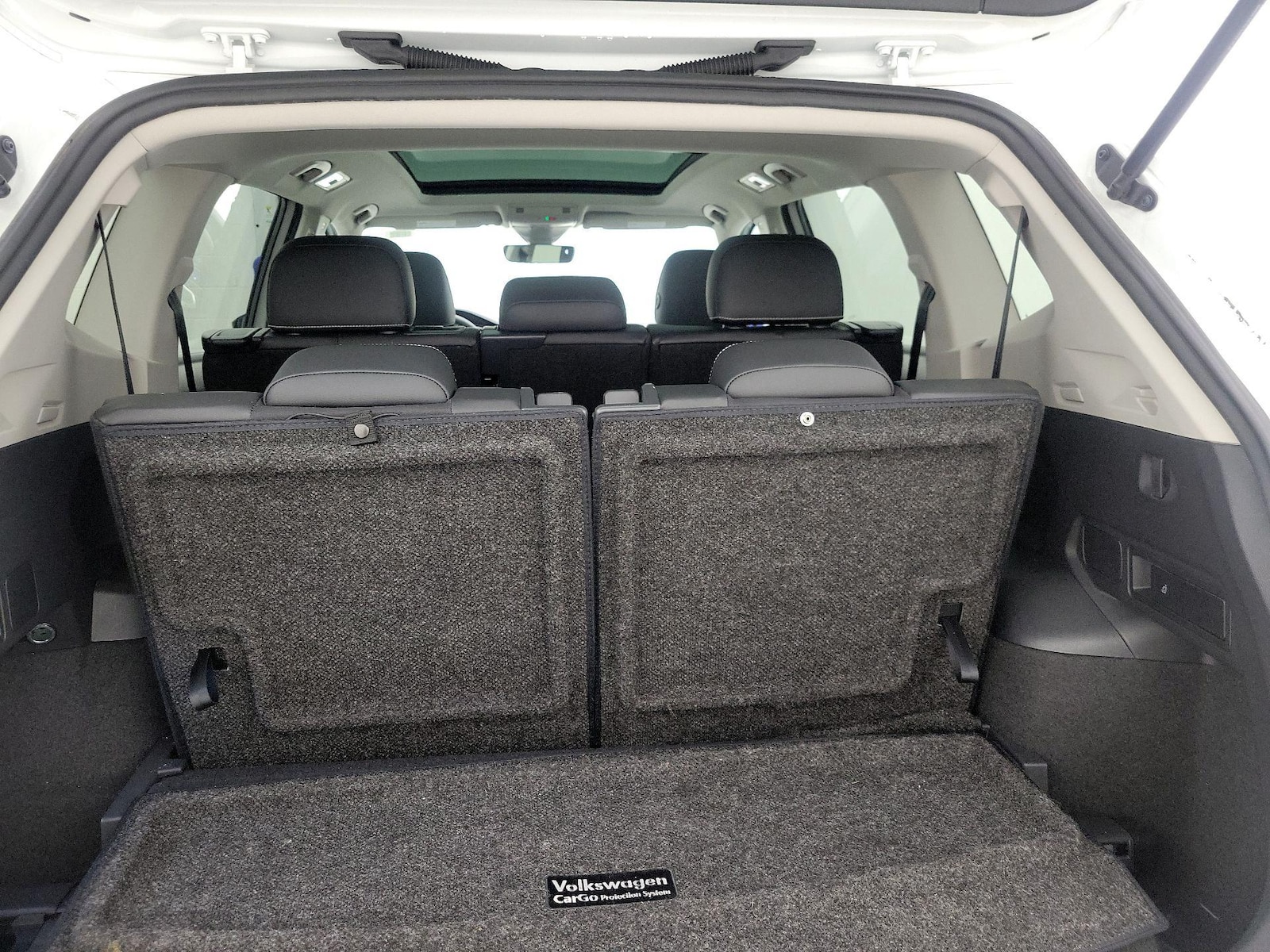 2023 Volkswagen Tiguan SE - Photo 23