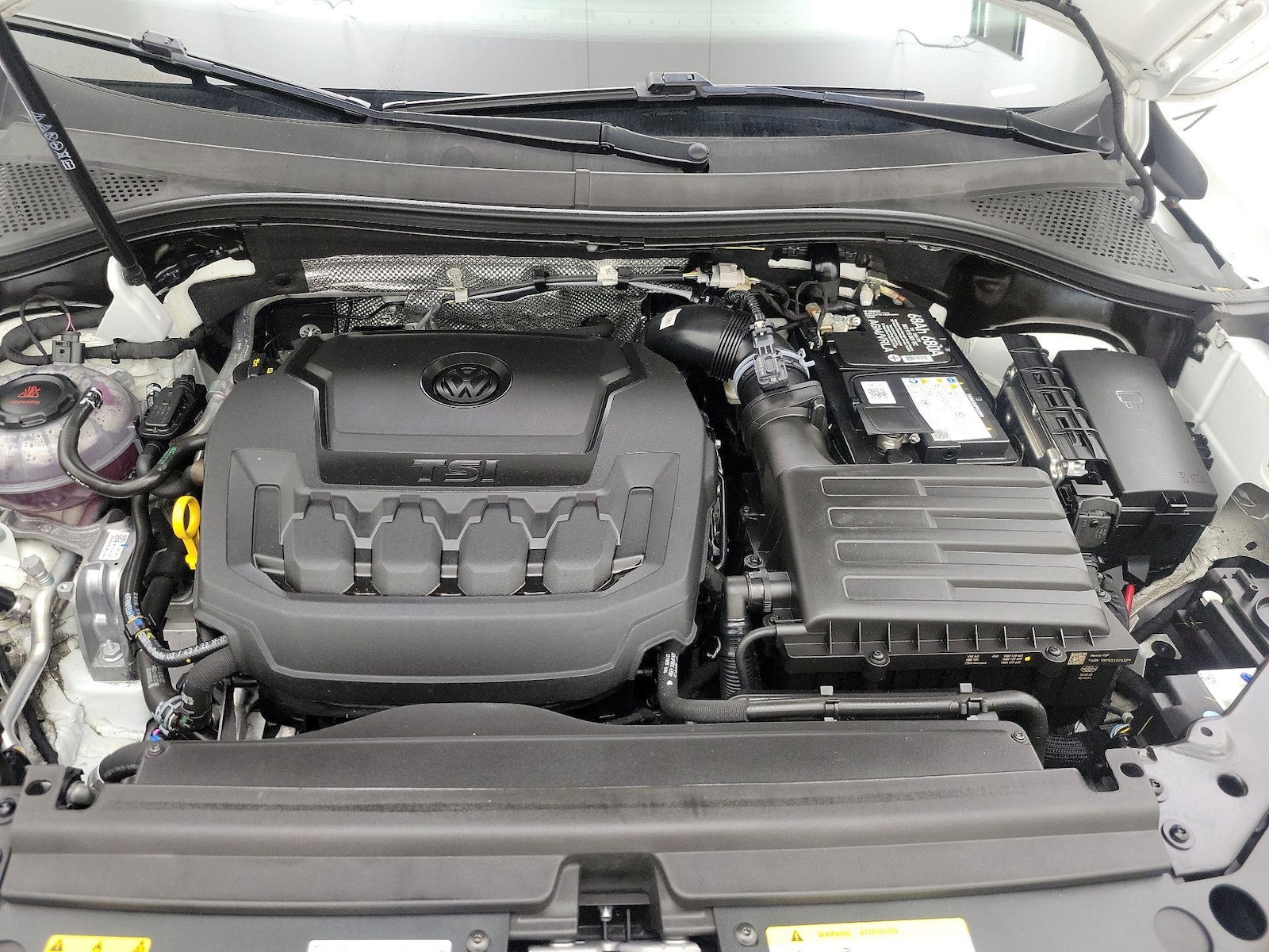 2023 Volkswagen Tiguan SE - Photo 25