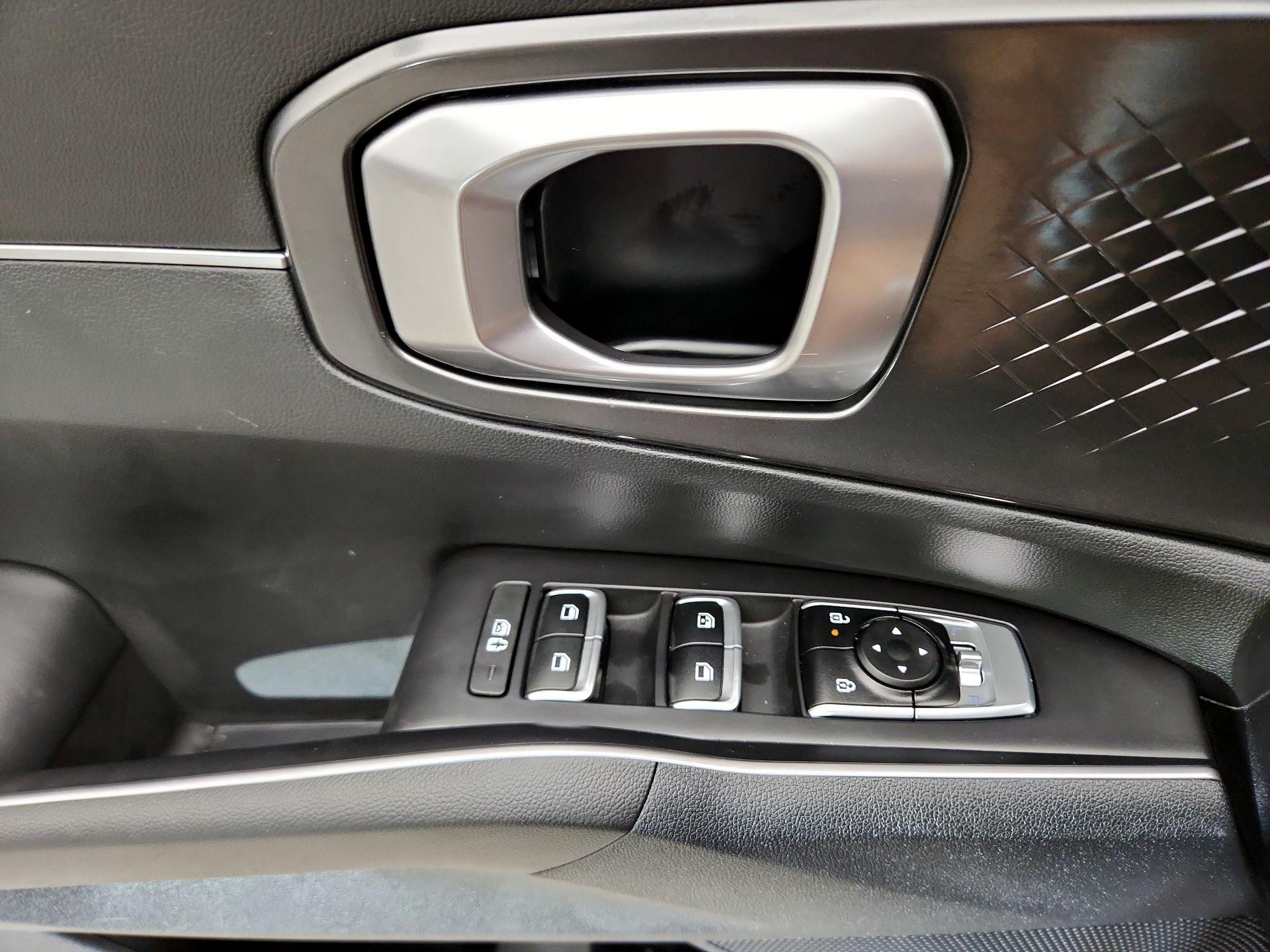 Thumbnail: 2025 Kia Sorento - 12