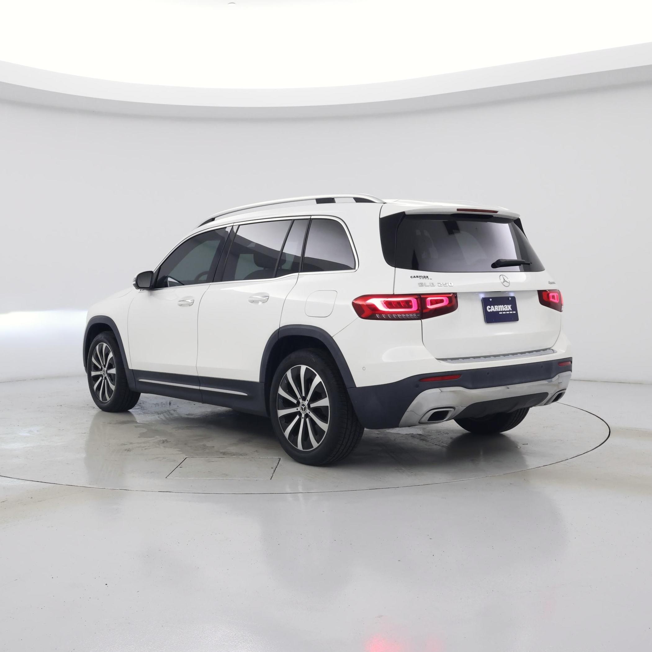 Thumbnail: 2023 Mercedes-Benz GLB - 2