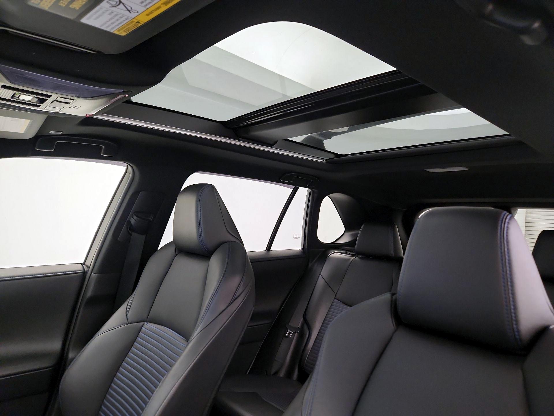 Thumbnail: 2023 Toyota RAV4 - 19